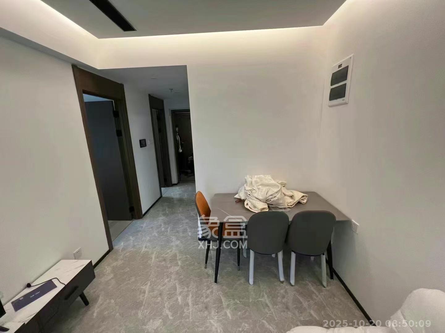 万科金色梦想D区  1室0厅0卫    2500.0元/月室内图