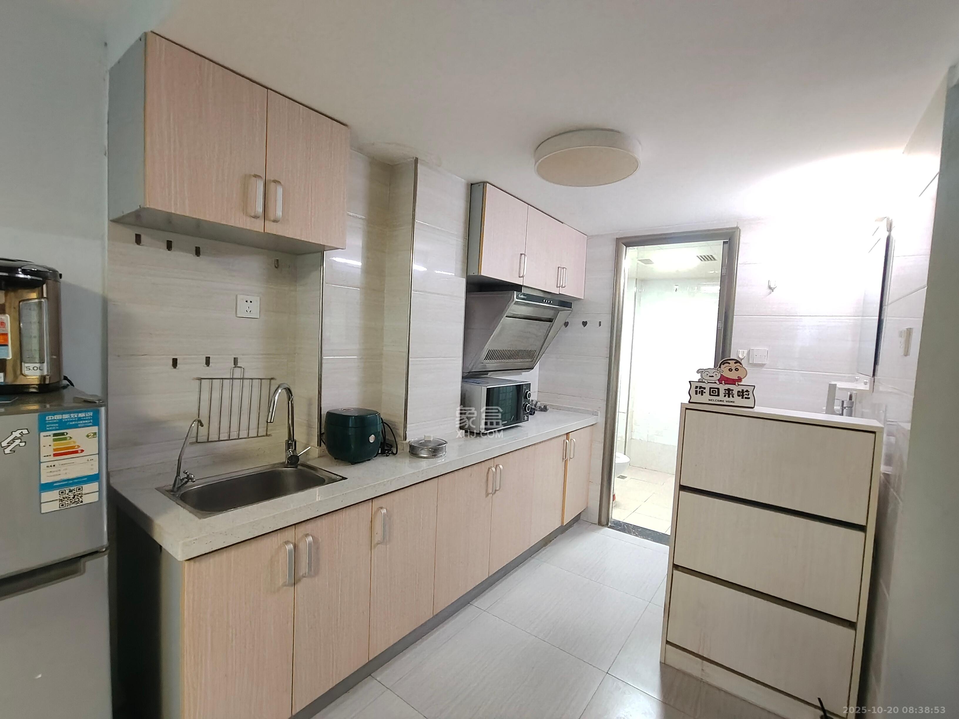 融圣国际  2室1厅1卫    2000.0元/月室内图