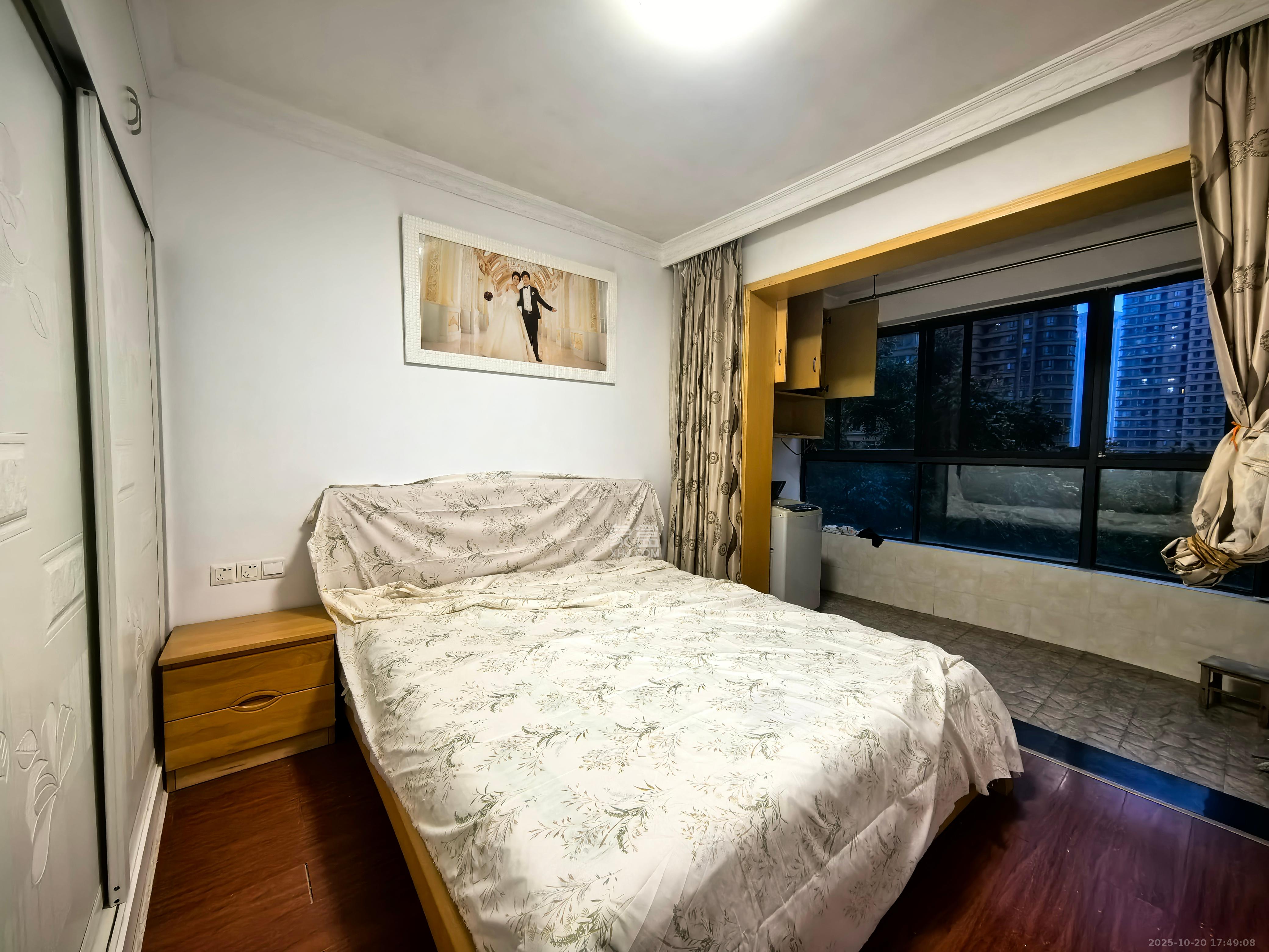 五矿万境水岸一期(万境水岸嘉苑) 3室2厅1卫 2200.0元/月 五矿万境水岸一期(万境水岸嘉苑) 3室2厅1卫 2200.0元/月室内图