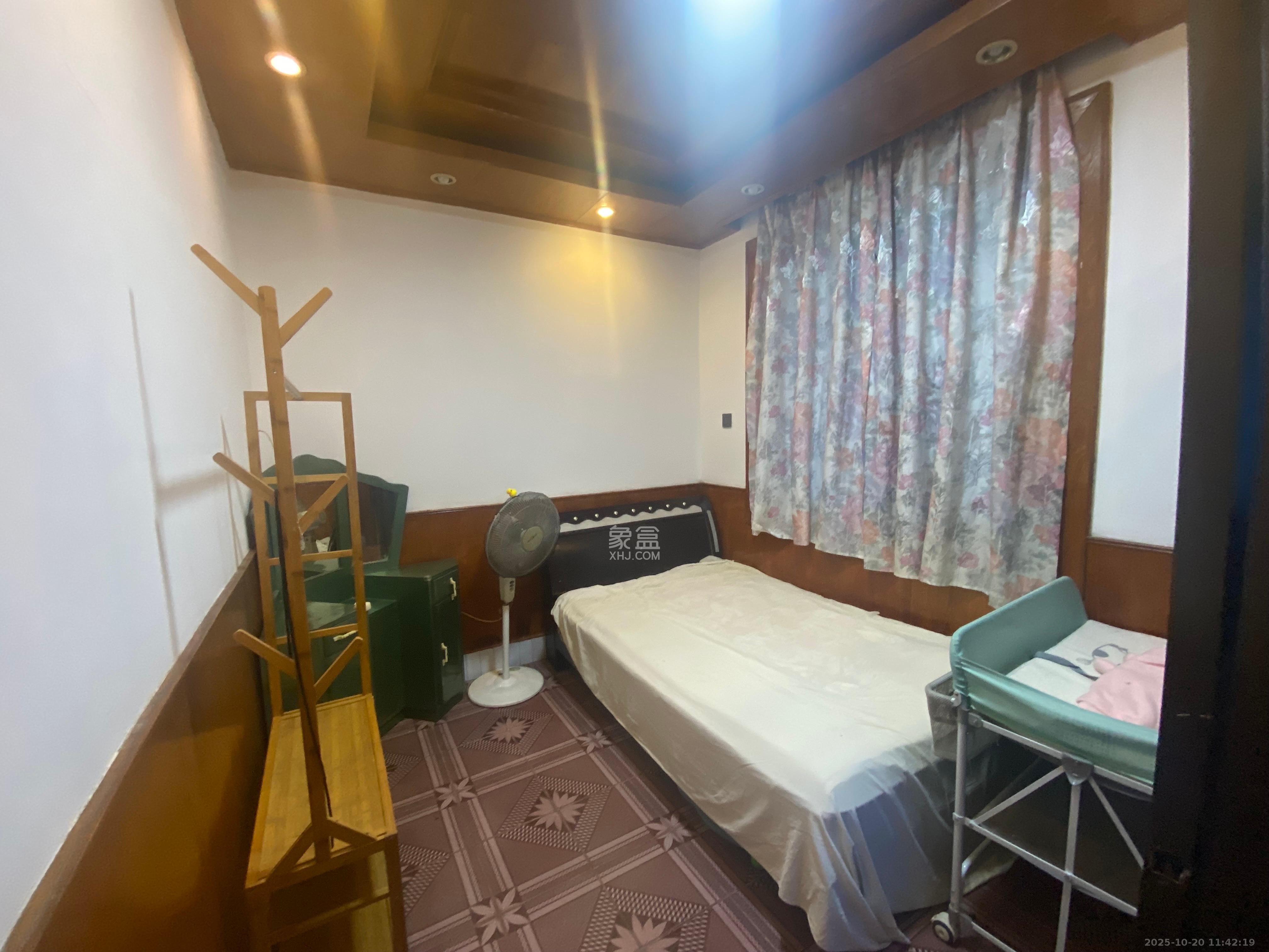 书苑花园(书院花园)  2室1厅1卫    1400.0元/月 书苑花园(书院花园)  2室1厅1卫    1400.0元/月室内图