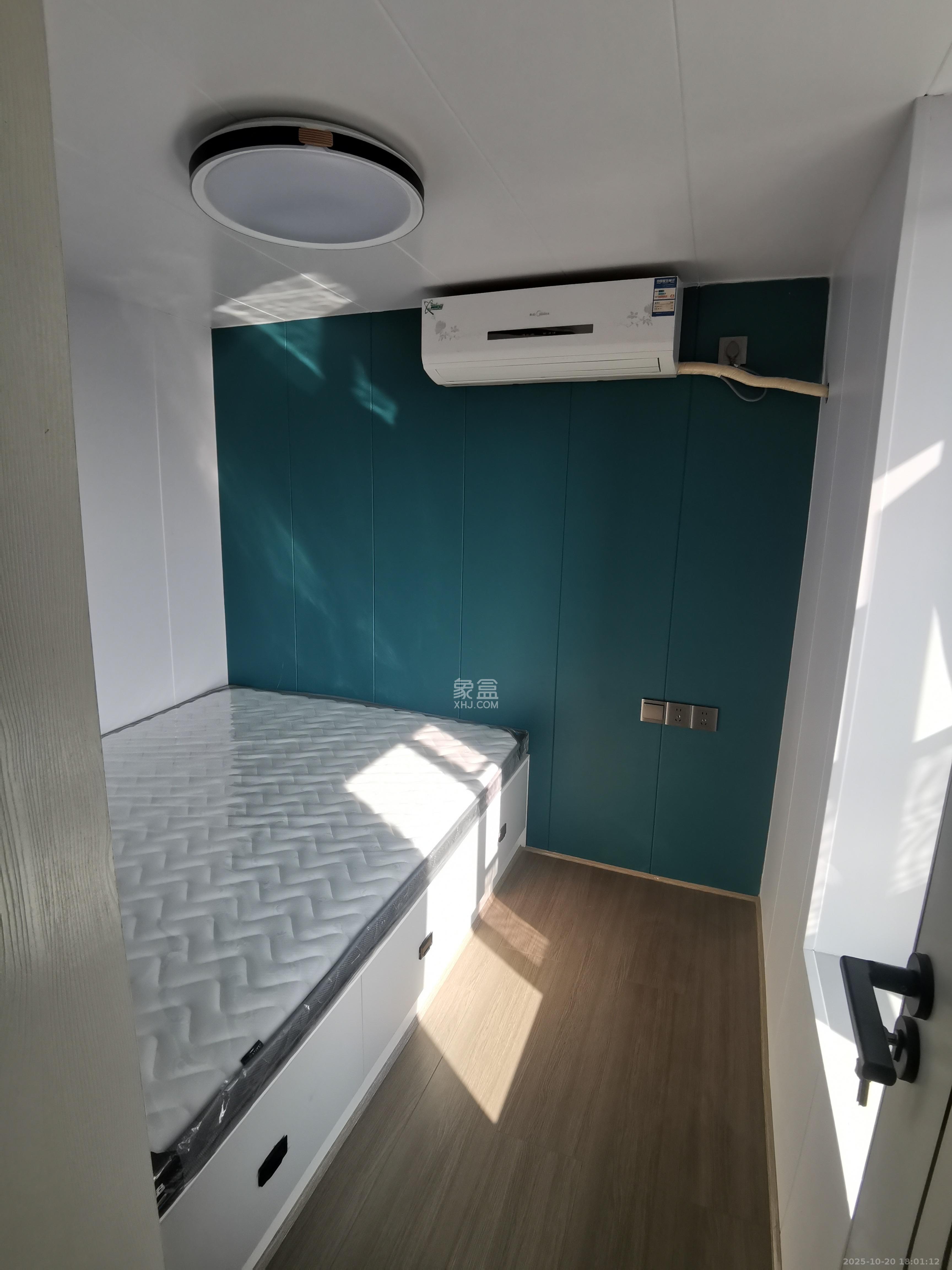 万科金色梦想B区  2室1厅1卫    2500.0元/月室内图