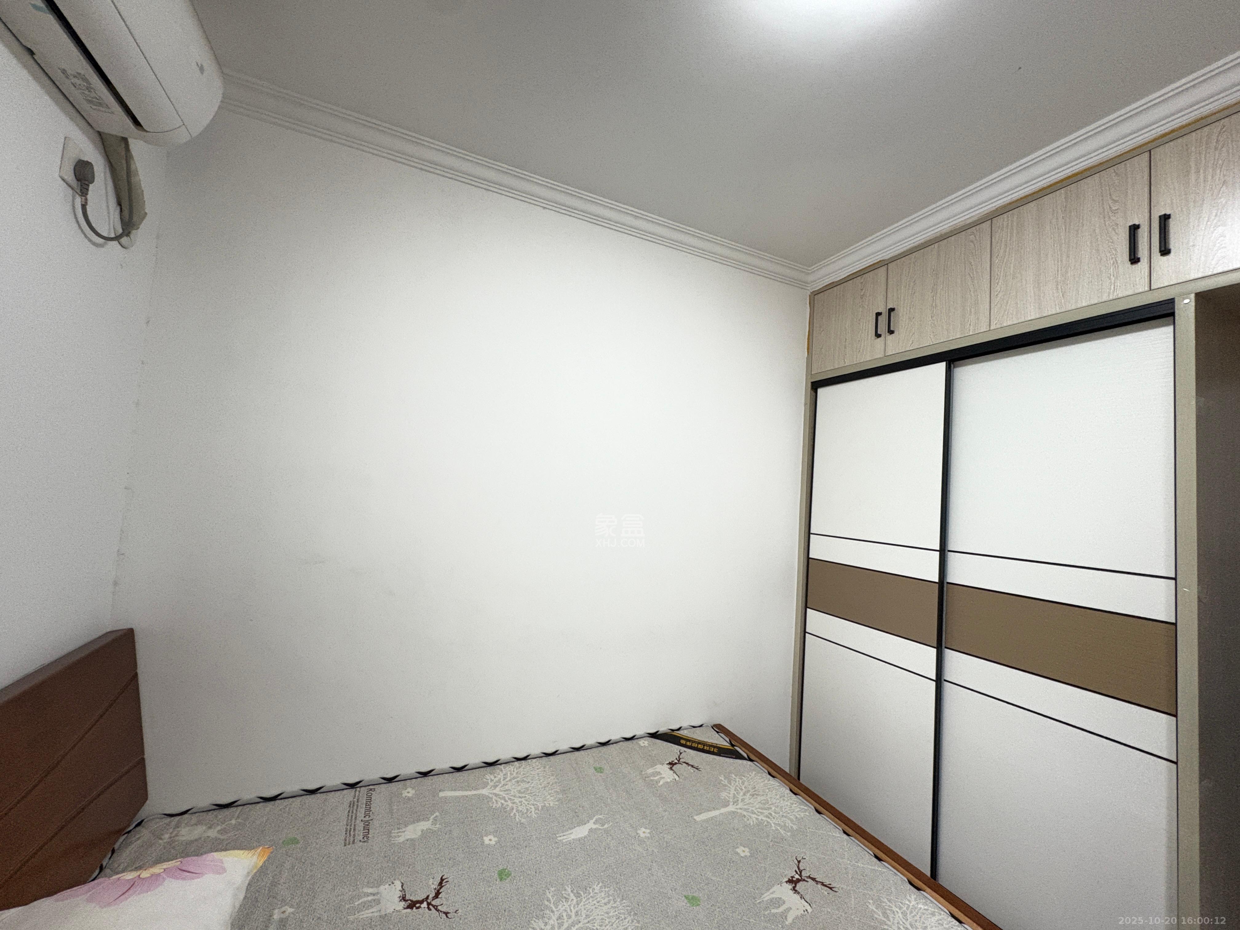 莲香园 2室1厅1卫 1700.0元/月 莲香园 2室1厅1卫 1700.0元/月室内图