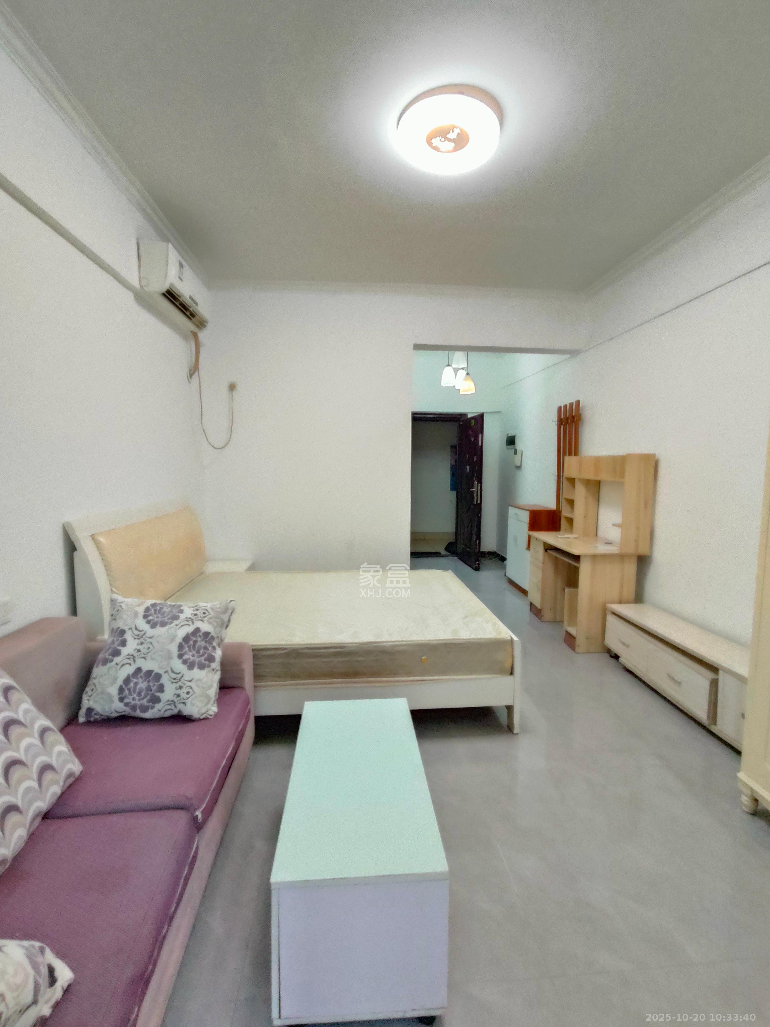 爵士湘  1室1厅1卫    1000.0元/月室内图