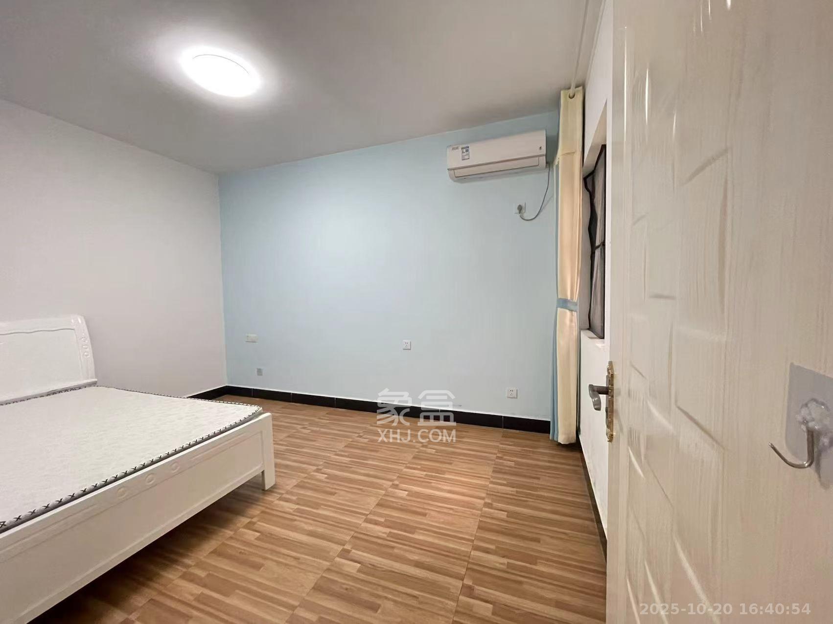 爵世名邸东湖(东湖壹号企业总部基地) 3室2厅1卫 2300.0元/月 爵世名邸东湖(东湖壹号企业总部基地) 3室2厅1卫 2300.0元/月室内图