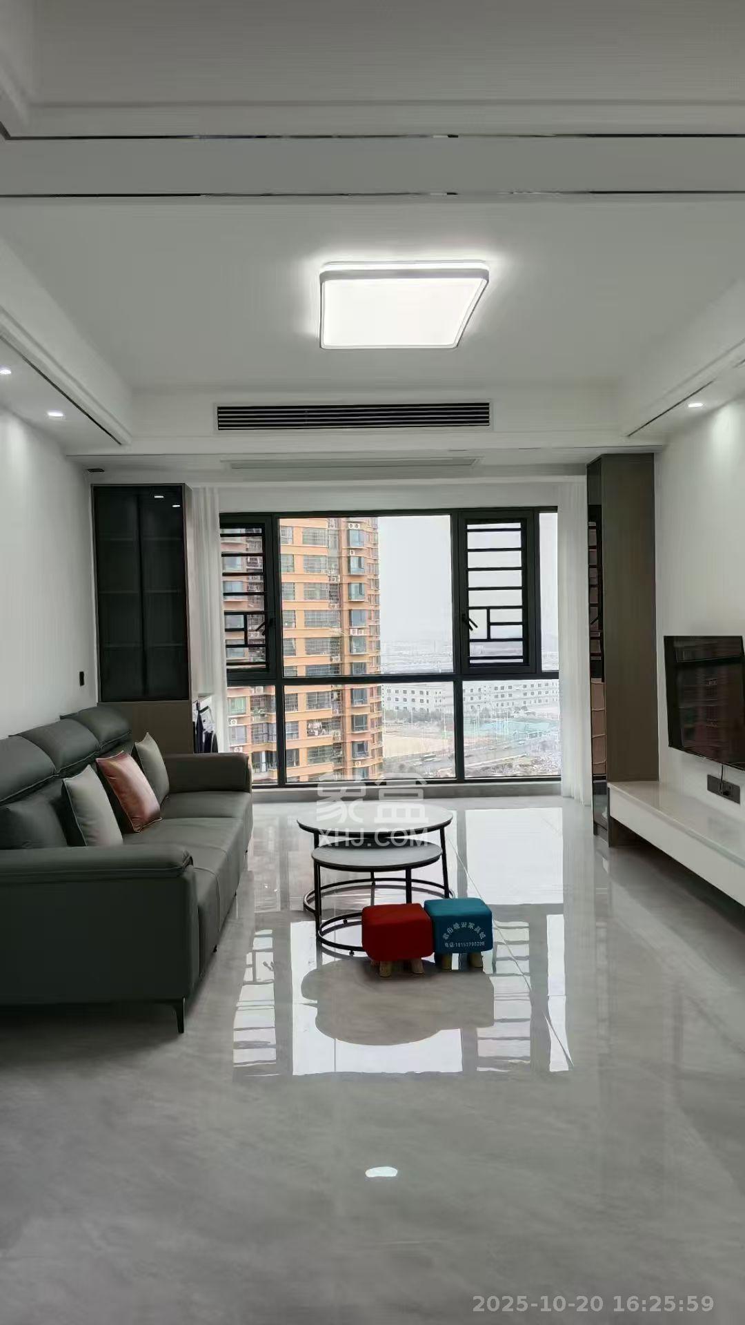 紫华郡  4室2厅2卫    2700.0元/月 紫华郡  4室2厅2卫    2700.0元/月室内图