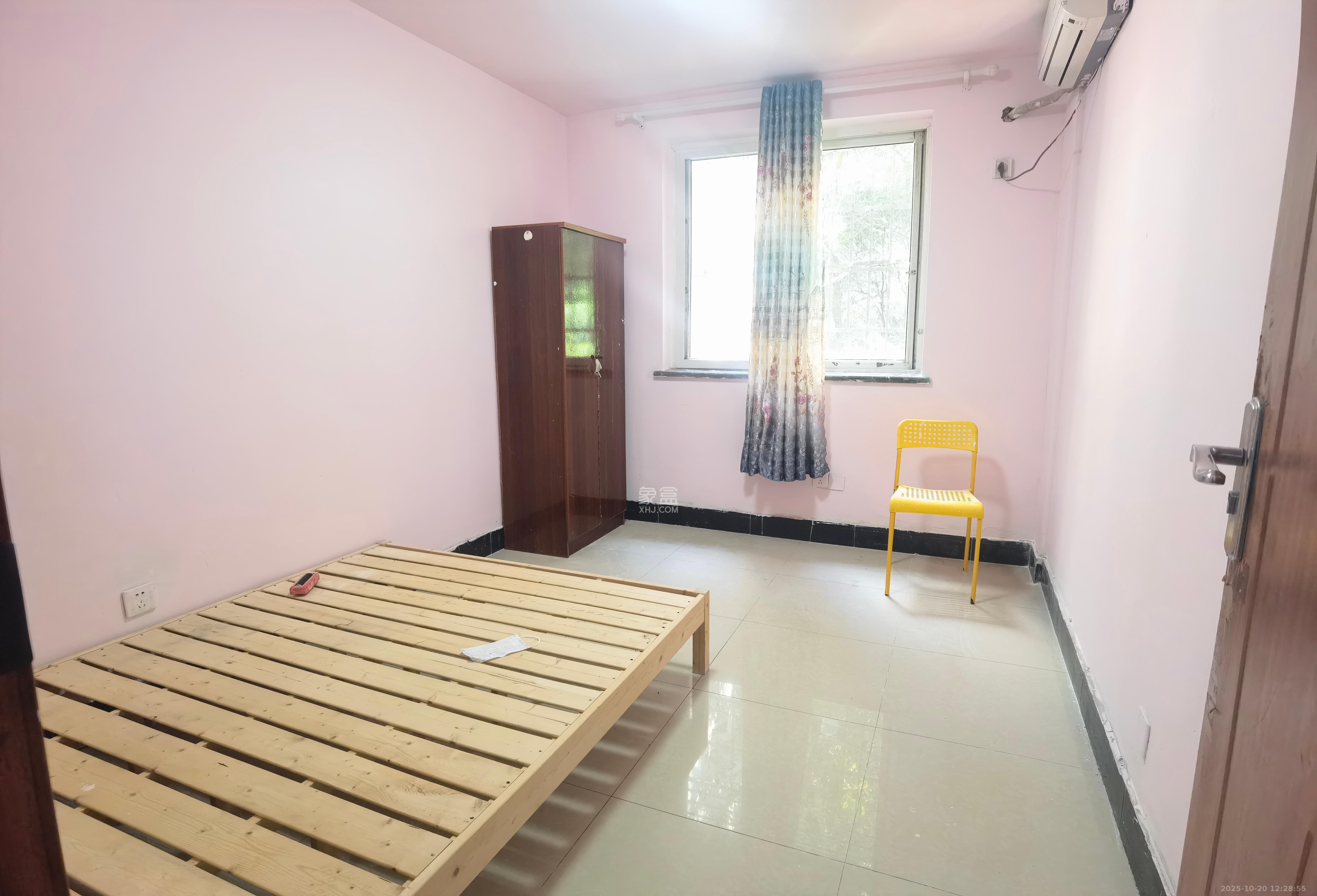 枫林美景  2室2厅1卫    1750.0元/月 枫林美景  2室2厅1卫    1750.0元/月室内图