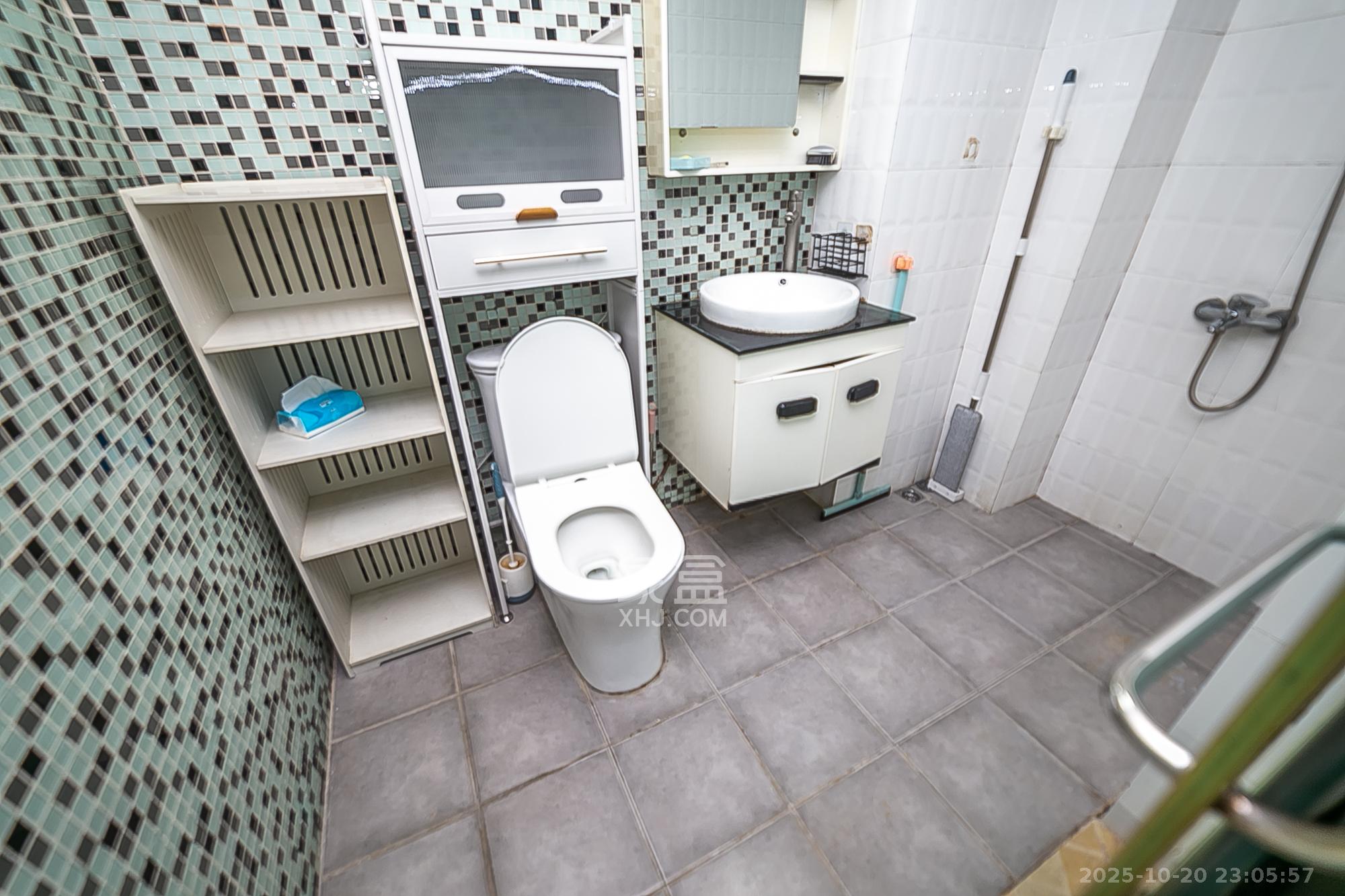 他城(天鸿时代公寓) 2室1厅1卫 36.0万 他城(天鸿时代公寓) 2室1厅1卫 36.0万其他