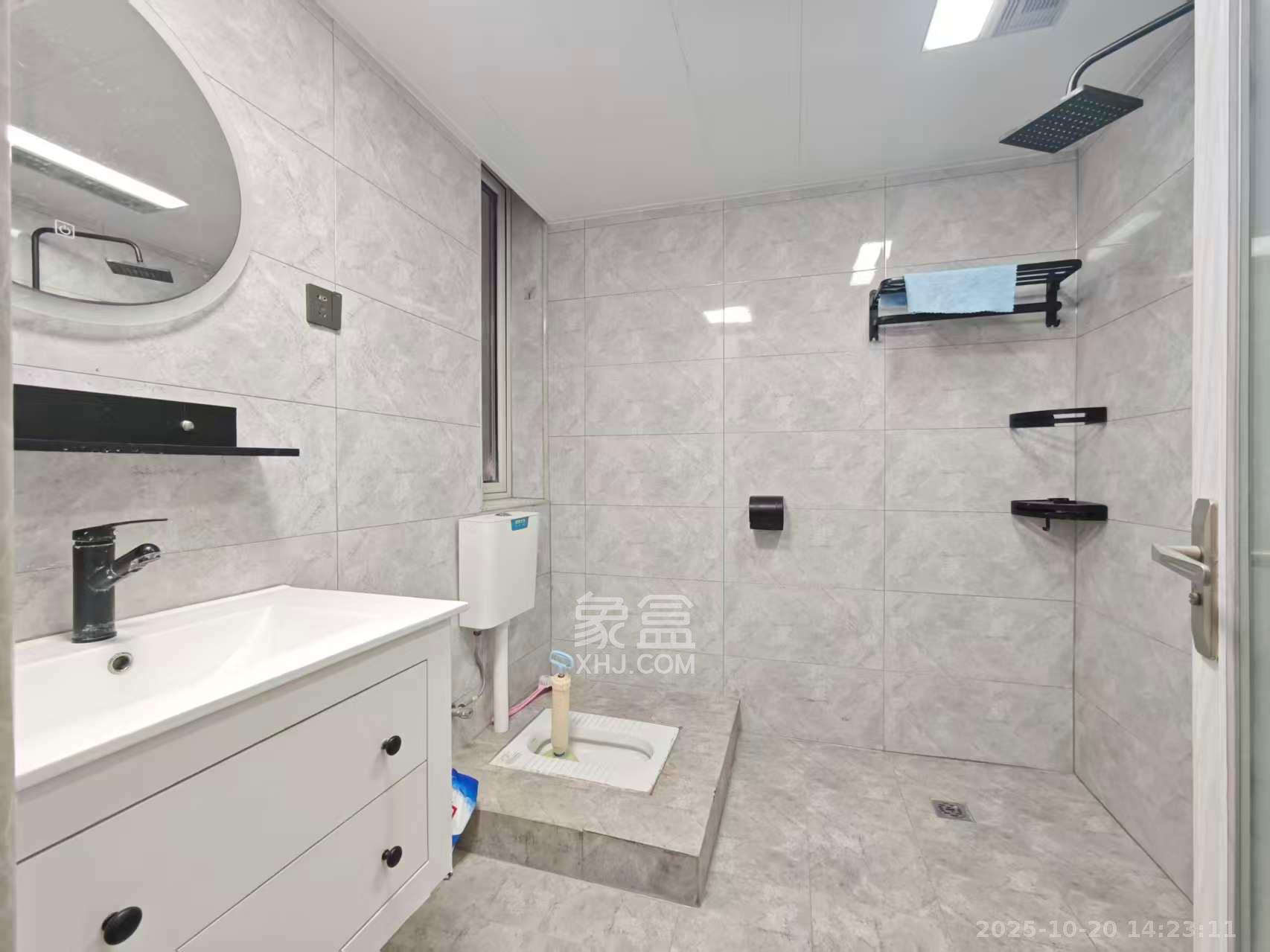 五矿万境水岸一期(万境水岸嘉苑) 2室2厅1卫 2200.0元/月 五矿万境水岸一期(万境水岸嘉苑) 2室2厅1卫 2200.0元/月室内图