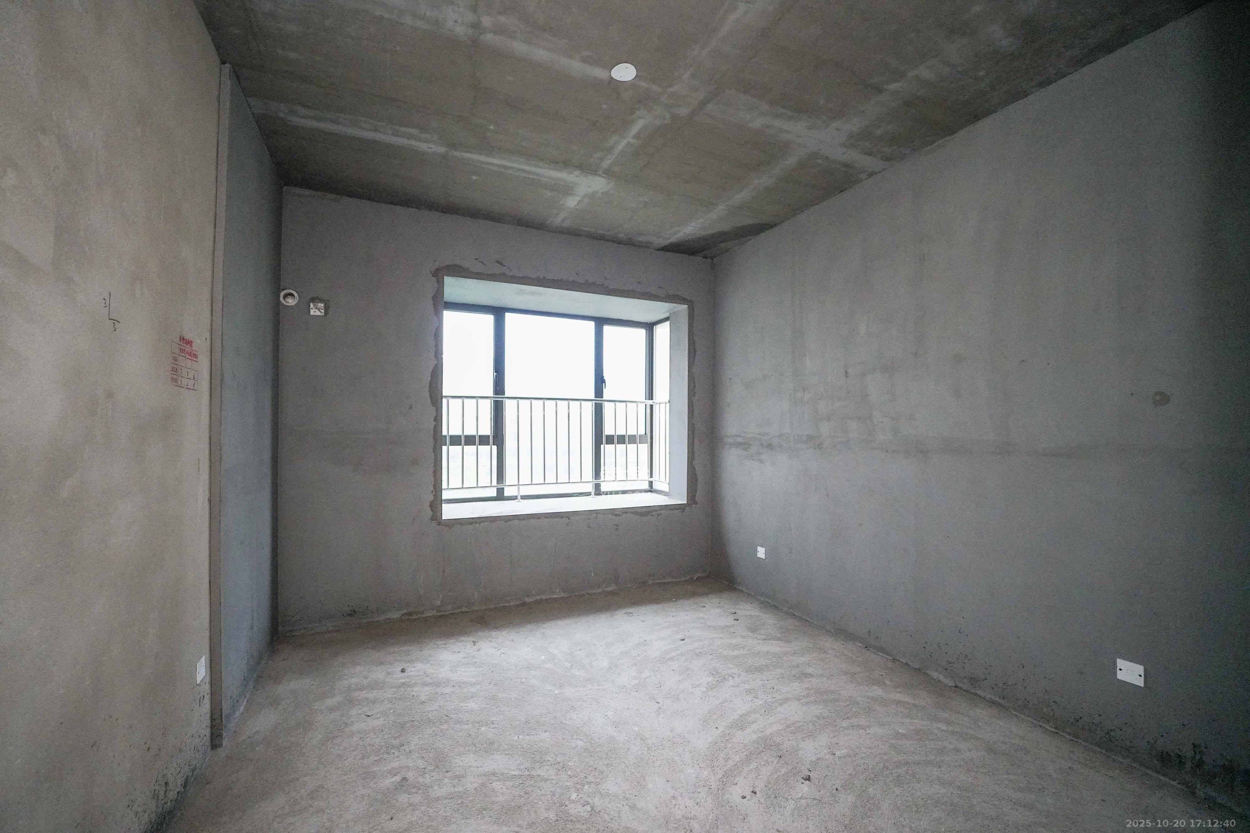 福天藏郡院子  4室2厅2卫    117.0万 福天藏郡院子  4室2厅2卫    117.0万卧室