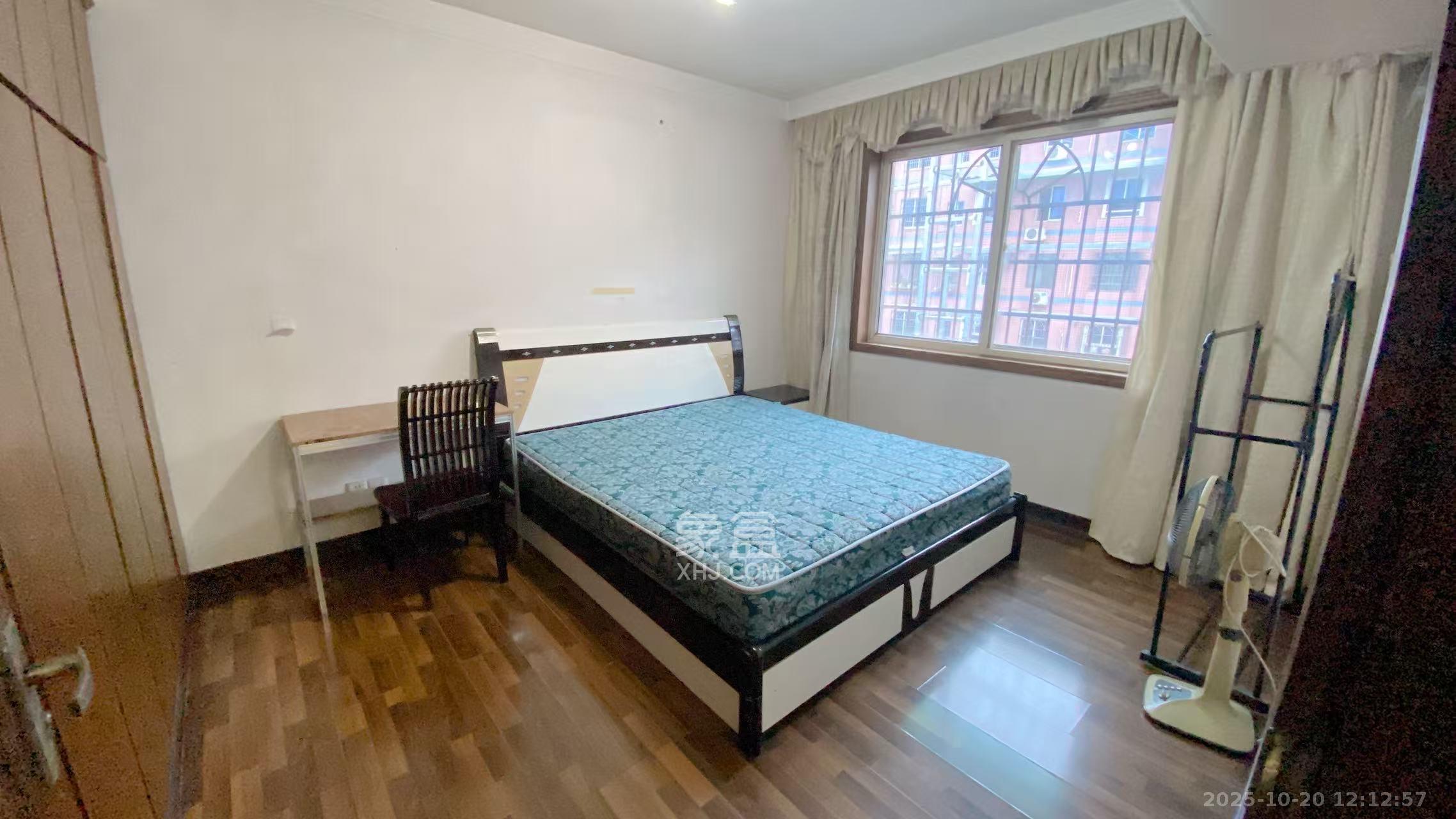 四方小区  1室0厅0卫    1800.0元/月室内图