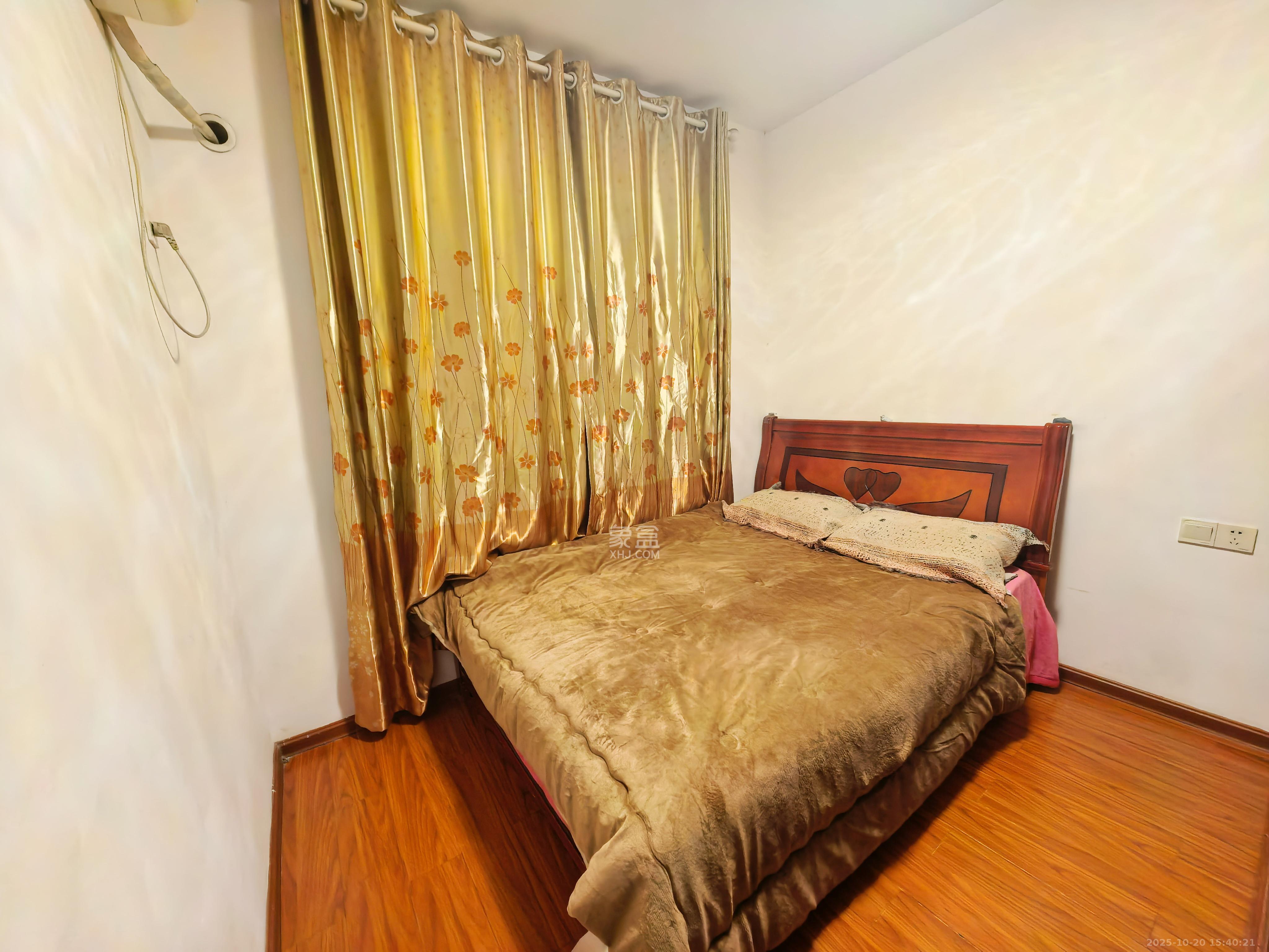 谷山庭院一期  2室2厅1卫    1600.0元/月室内图