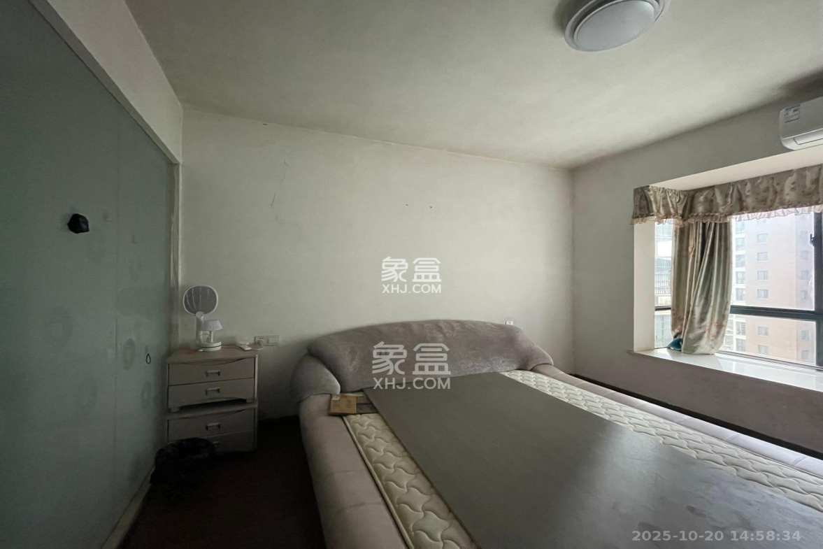 圆梦完美生活  3室2厅2卫    2100.0元/月 圆梦完美生活  3室2厅2卫    2100.0元/月室内图