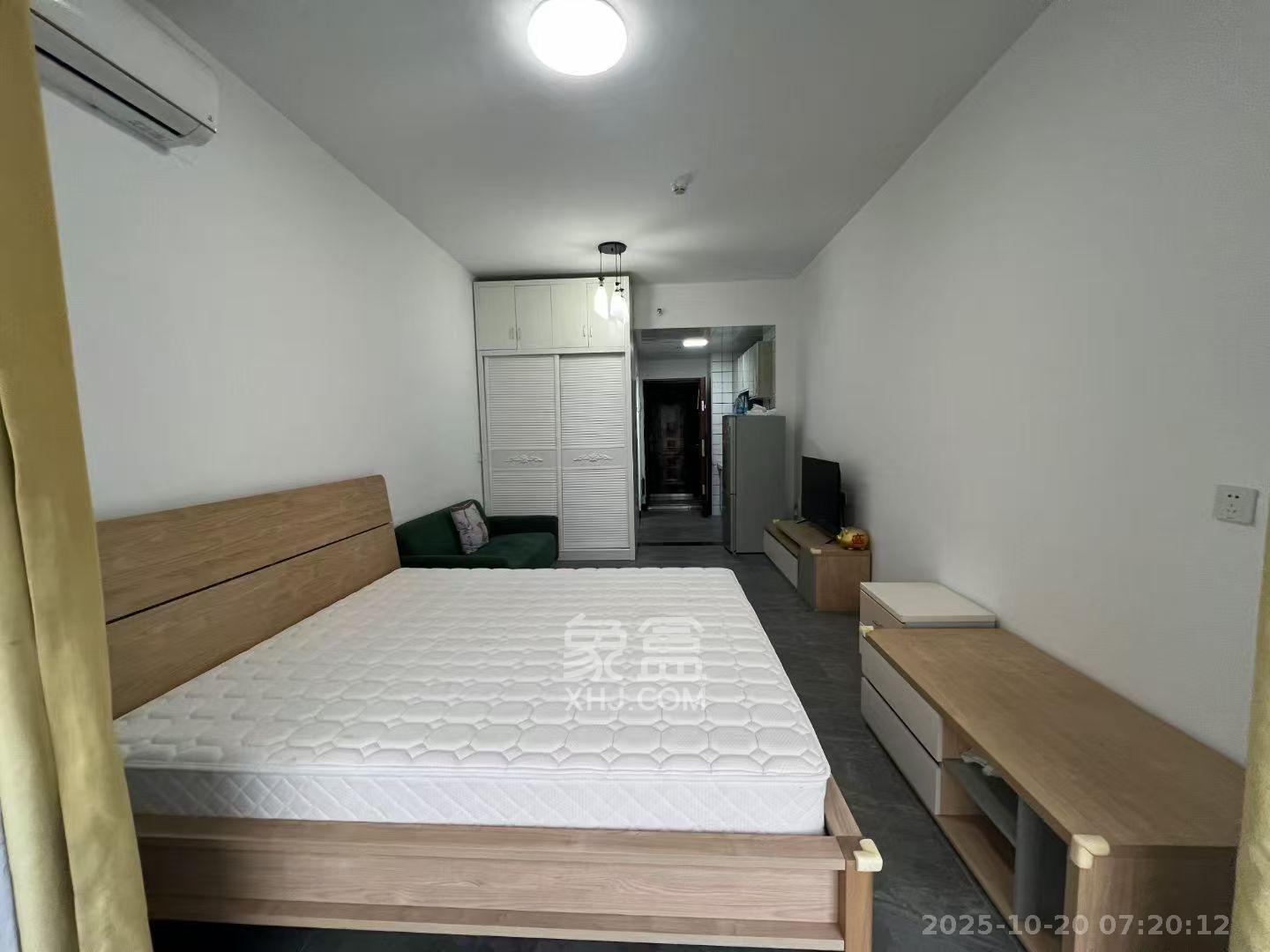 钱隆世家  1室0厅0卫    1400.0元/月 钱隆世家  1室0厅0卫    1400.0元/月室内图