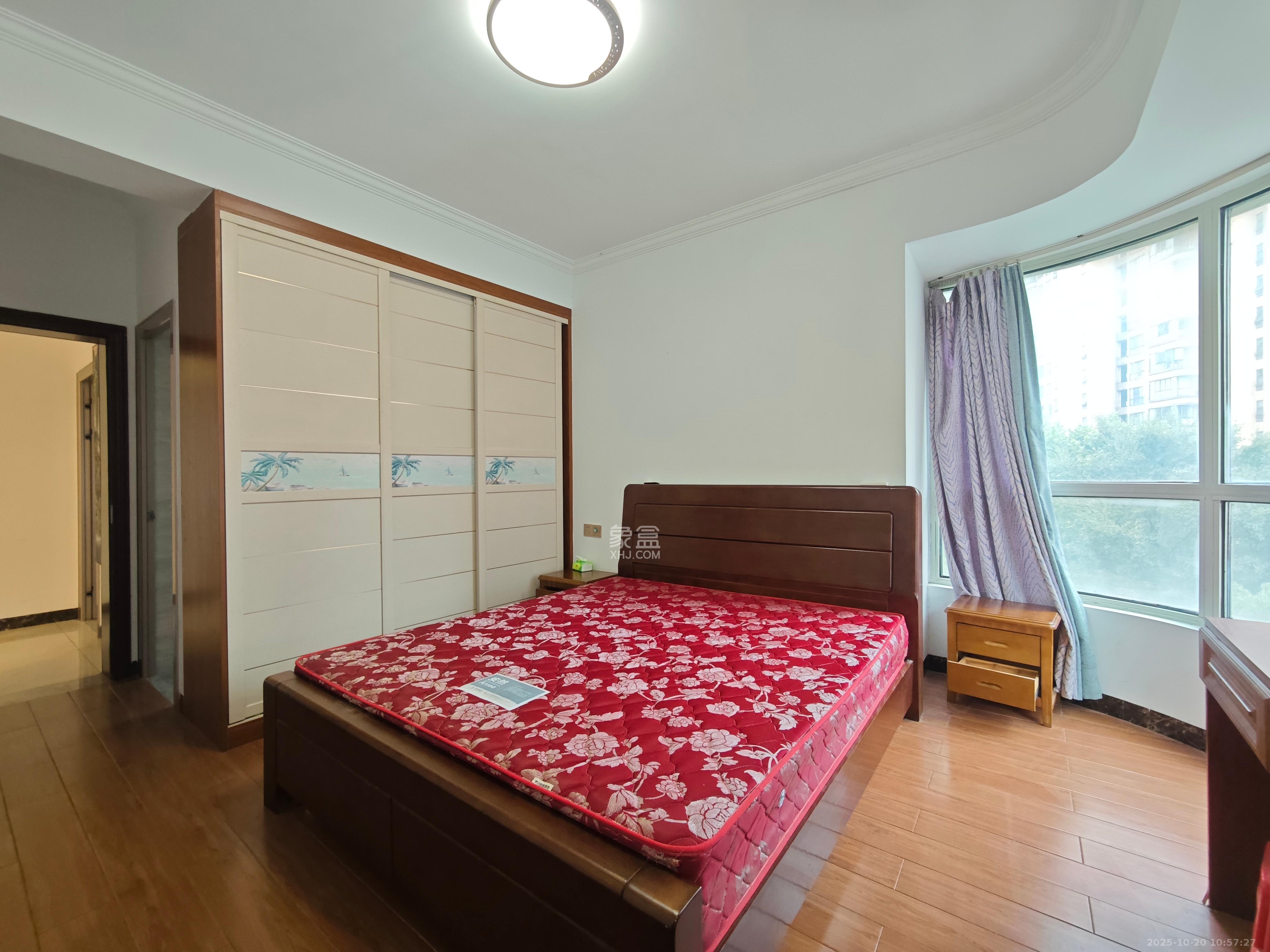 五矿万境水岸五期(五矿万境水岸文苑) 3室2厅2卫 2300.0元/月 五矿万境水岸五期(五矿万境水岸文苑) 3室2厅2卫 2300.0元/月室内图