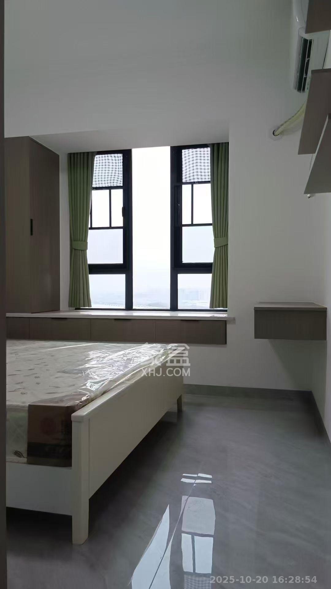 紫华郡  4室2厅2卫    2700.0元/月 紫华郡  4室2厅2卫    2700.0元/月室内图