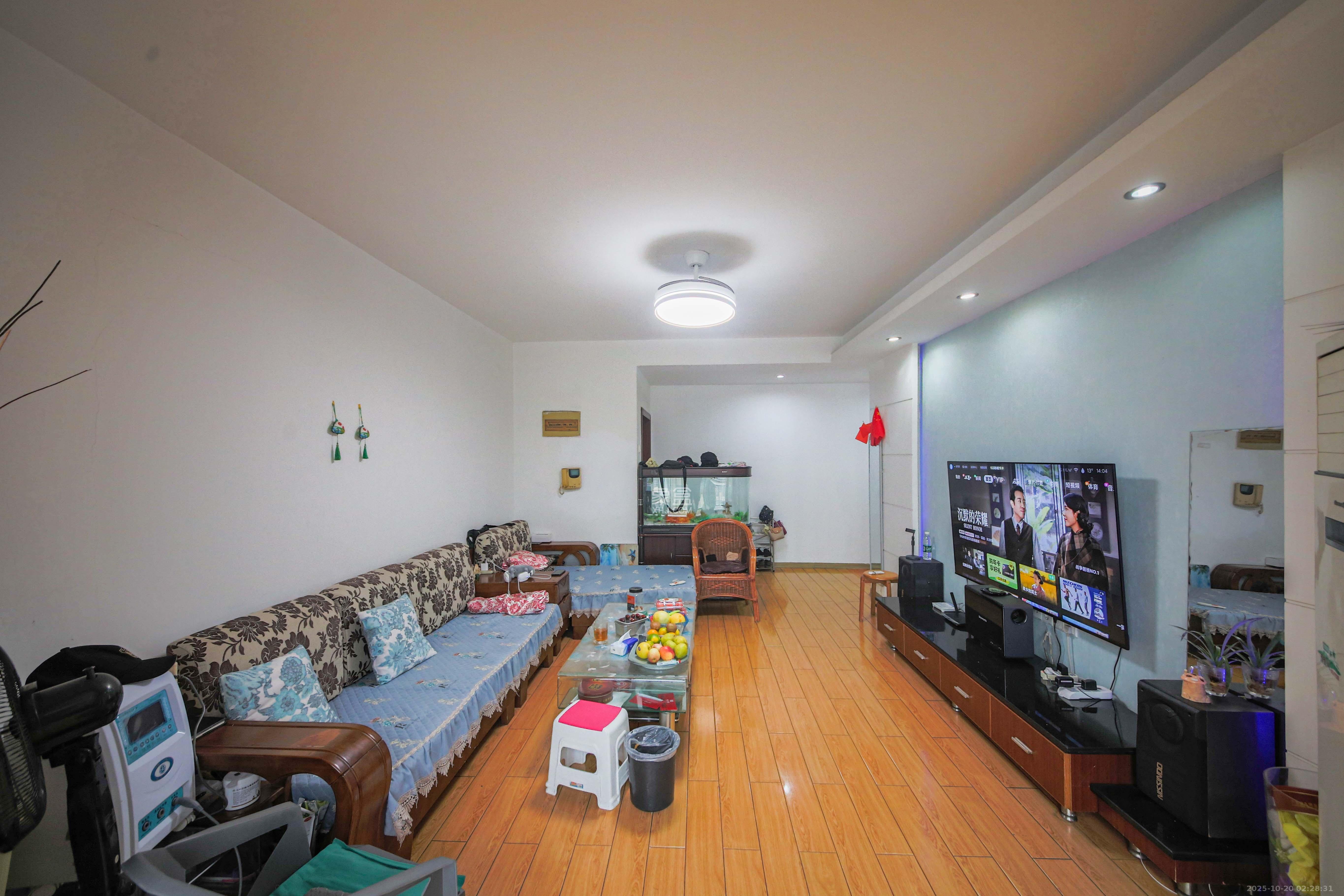 满庭芳小区  3室2厅2卫    95.0万 满庭芳小区  3室2厅2卫    95.0万