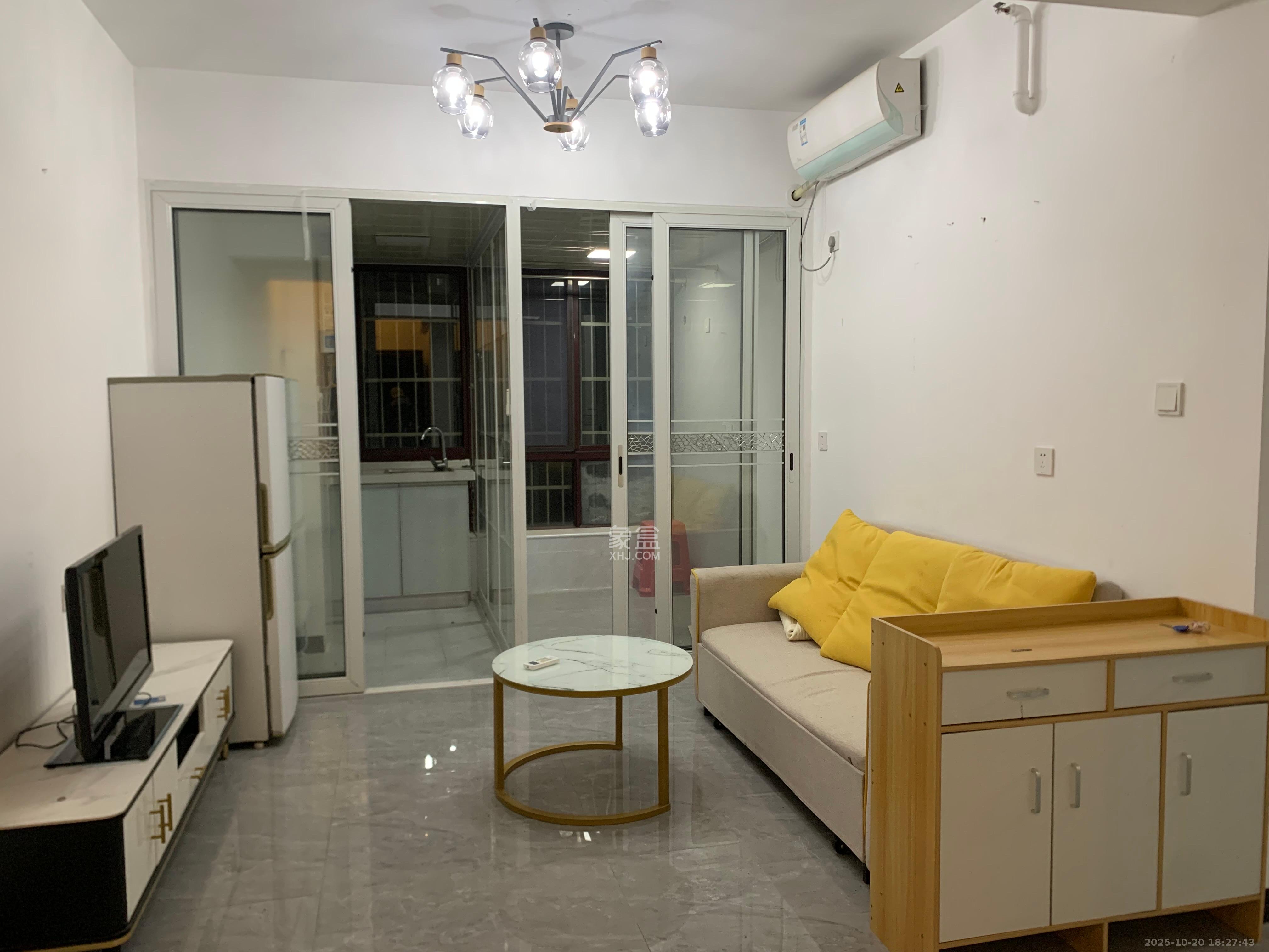 圆梦康乐城  1室1厅1卫    1400.0元/月 圆梦康乐城  1室1厅1卫    1400.0元/月室内图1