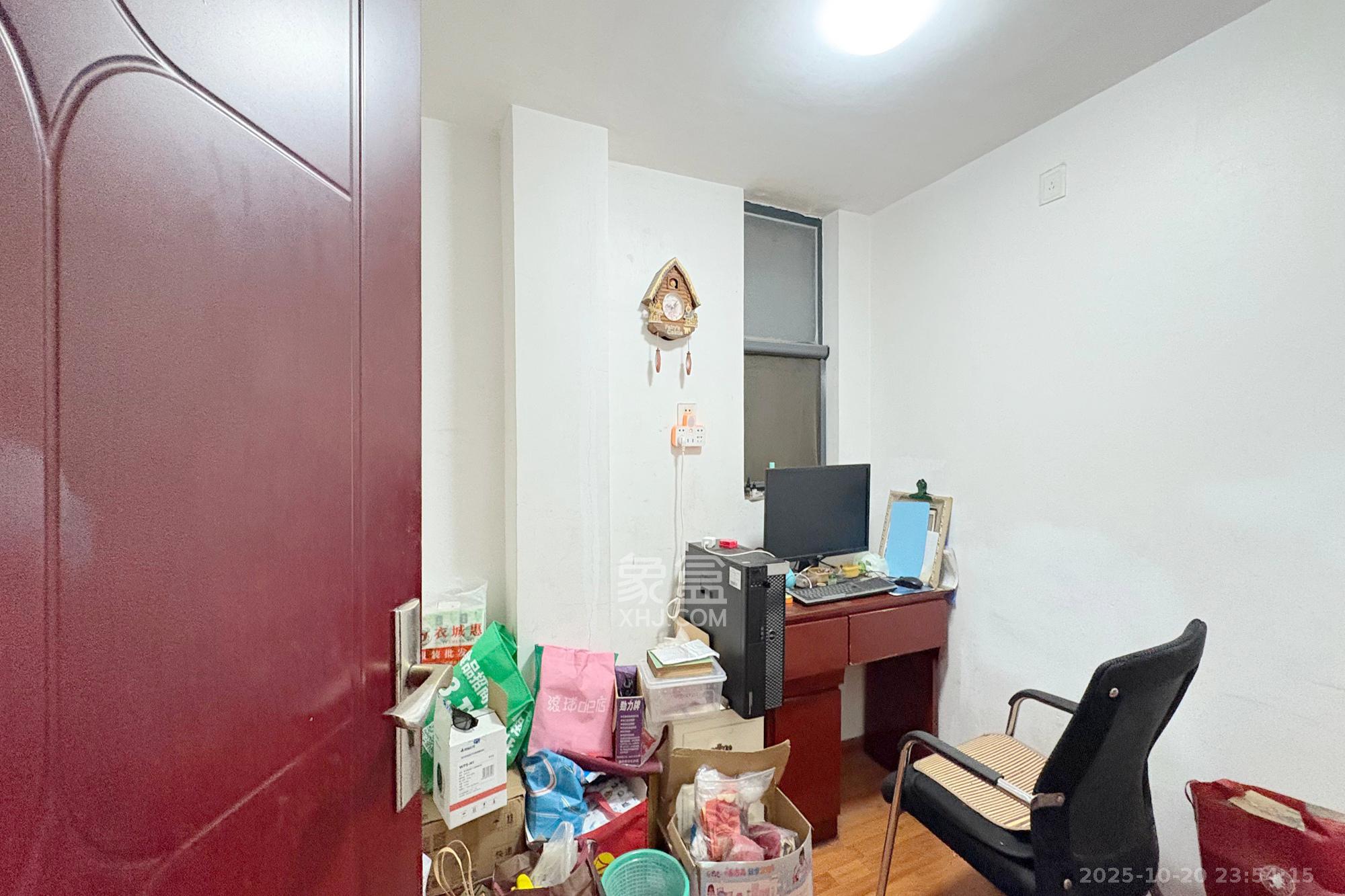 凯通国际城（凯通朝庭）  3室1厅1卫    86.0万其他