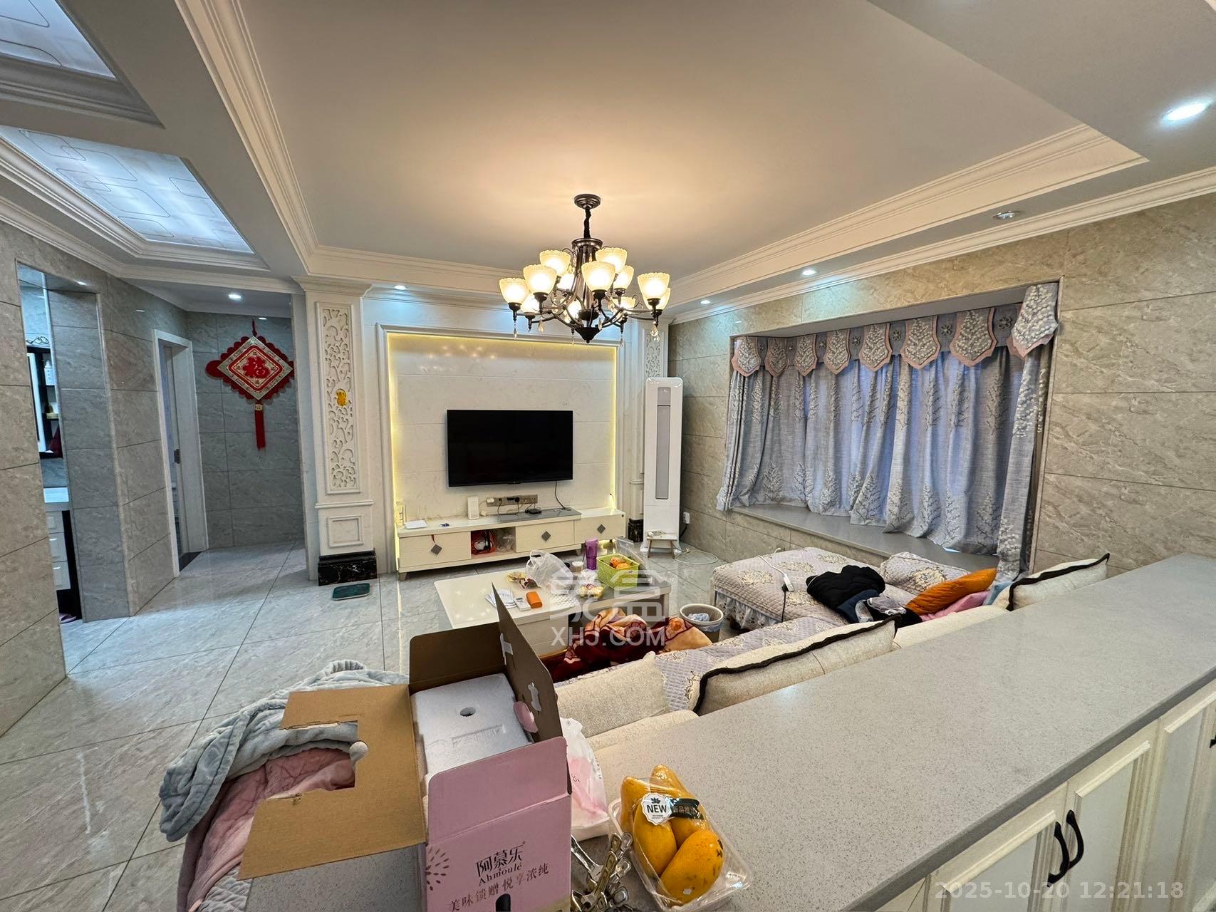 荣盛花语城  1室0厅0卫    2600.0元/月 荣盛花语城  1室0厅0卫    2600.0元/月室内图