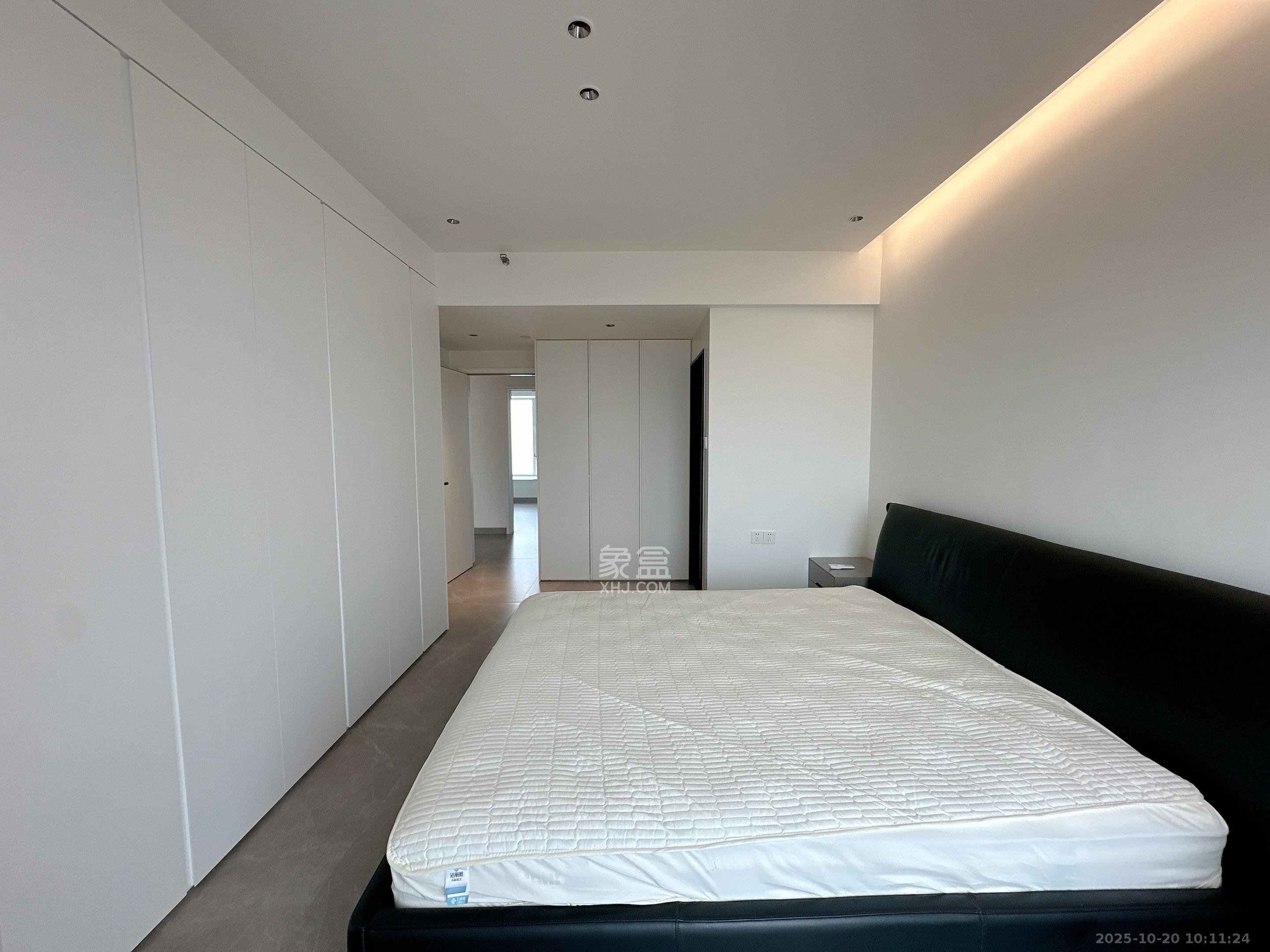 北辰三角洲C3区  3室2厅2卫    7500.0元/月室内图