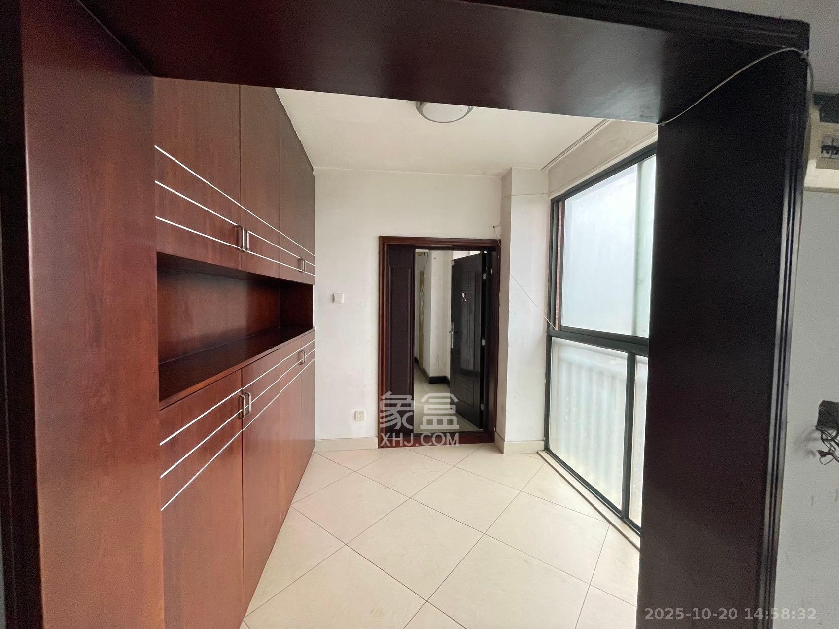 圆梦完美生活  3室2厅2卫    2100.0元/月室内图