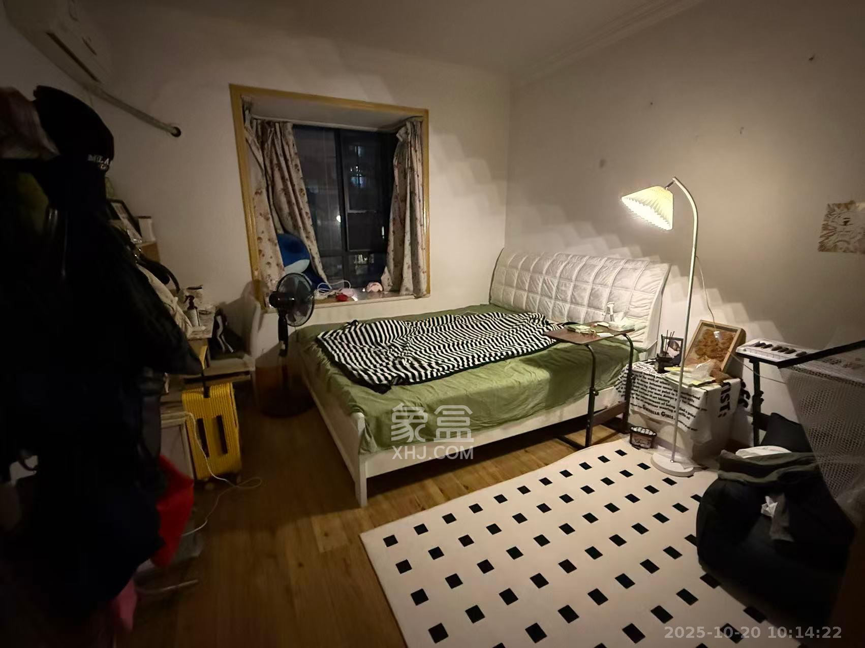 三江花中城  2室2厅1卫    2100.0元/月室内图