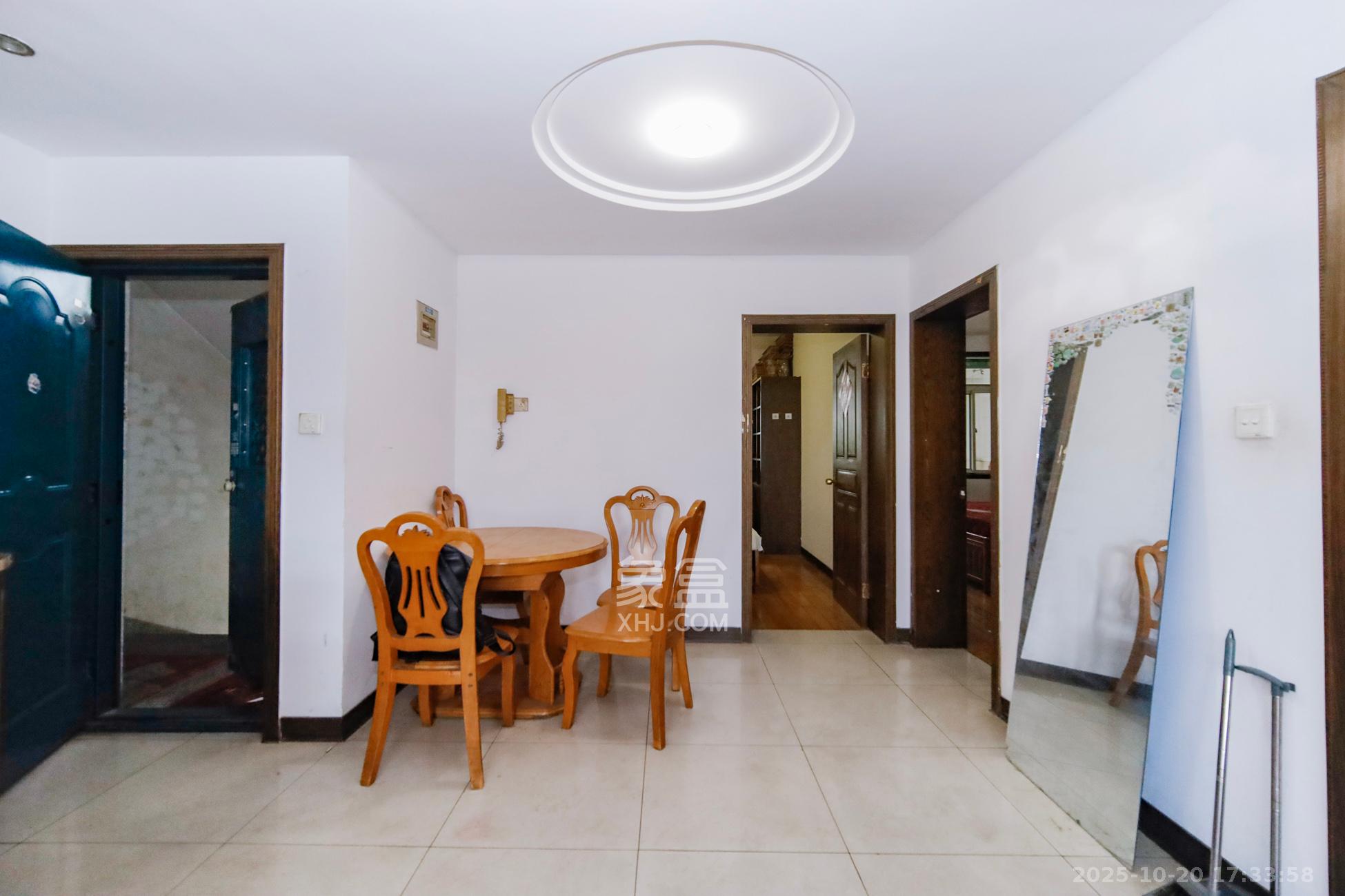 湘樟园小区（湘樟家园）  2室2厅1卫    46.8万客厅