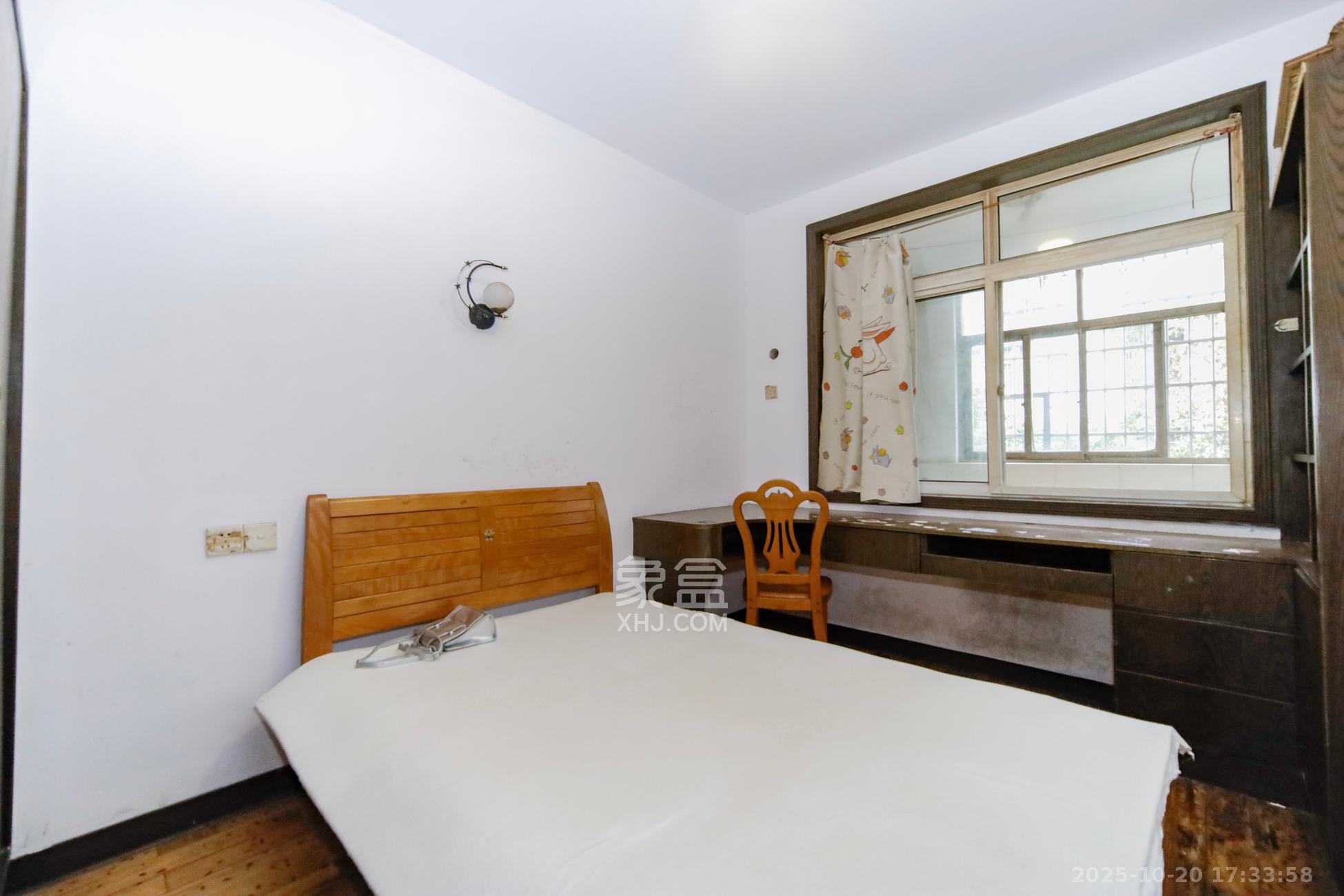 湘樟园小区（湘樟家园）  2室2厅1卫    46.8万卧室