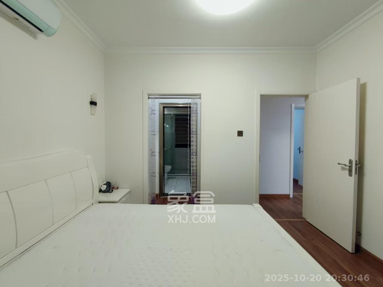 海德公园  4室2厅2卫    2500.0元/月 海德公园  4室2厅2卫    2500.0元/月室内图