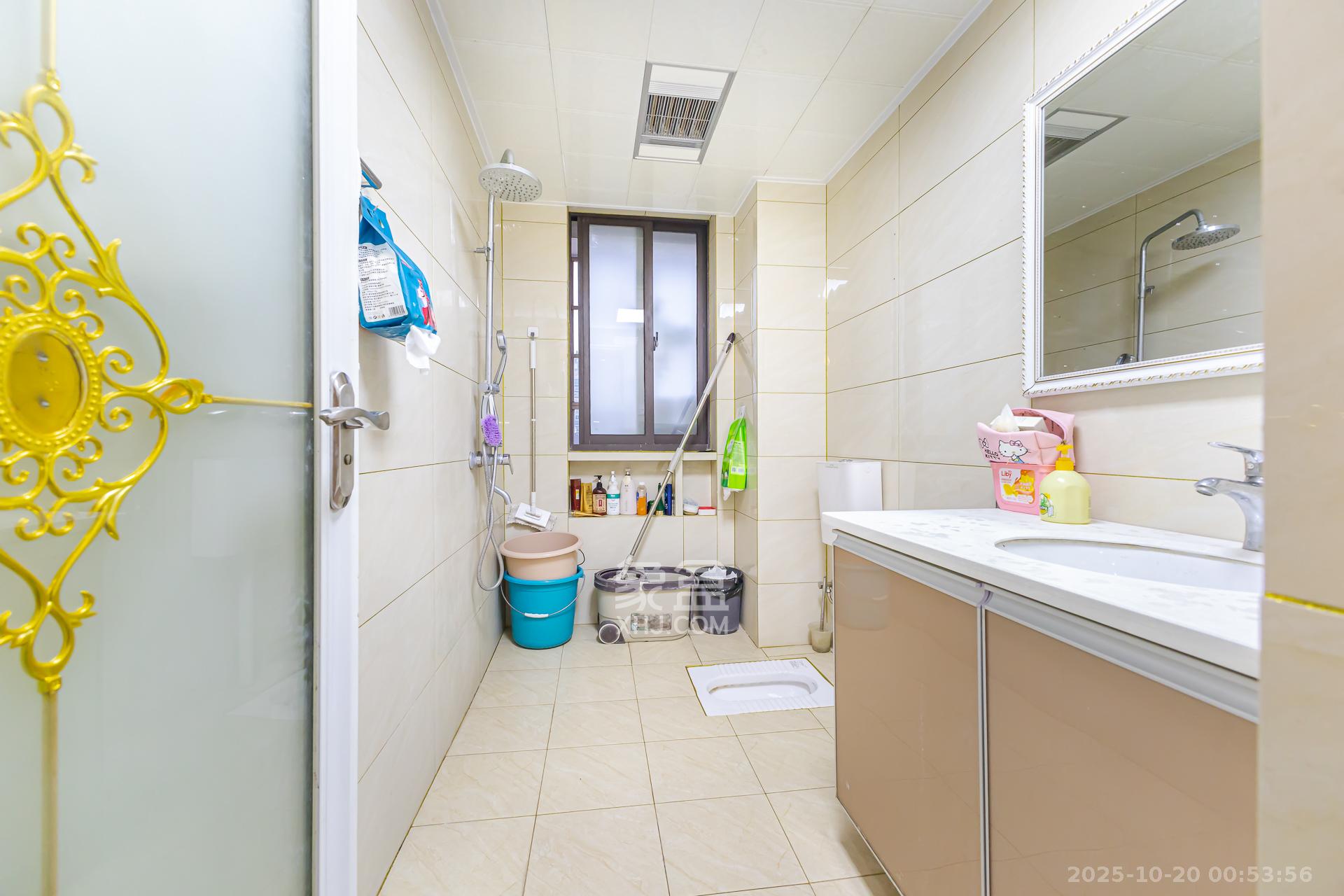 润和之悦(金泽园) 4室2厅2卫 89.8万 润和之悦(金泽园) 4室2厅2卫 89.8万卫生间