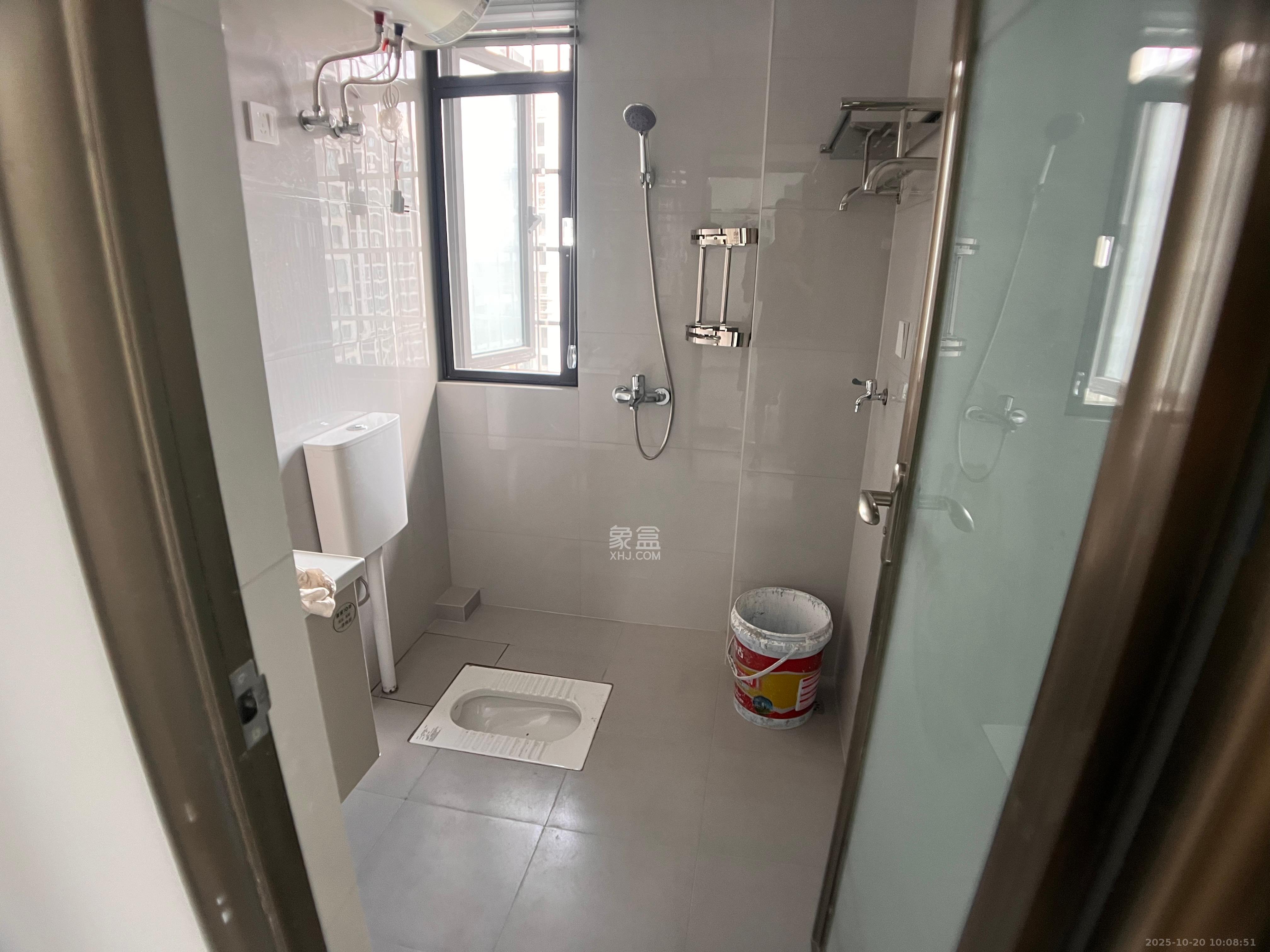 谷山景苑  1室1厅1卫    1200.0元/月 谷山景苑  1室1厅1卫    1200.0元/月室内图