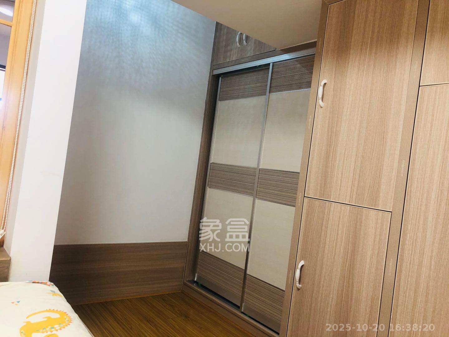 艾美潇湘  1室1厅1卫    1600.0元/月室内图