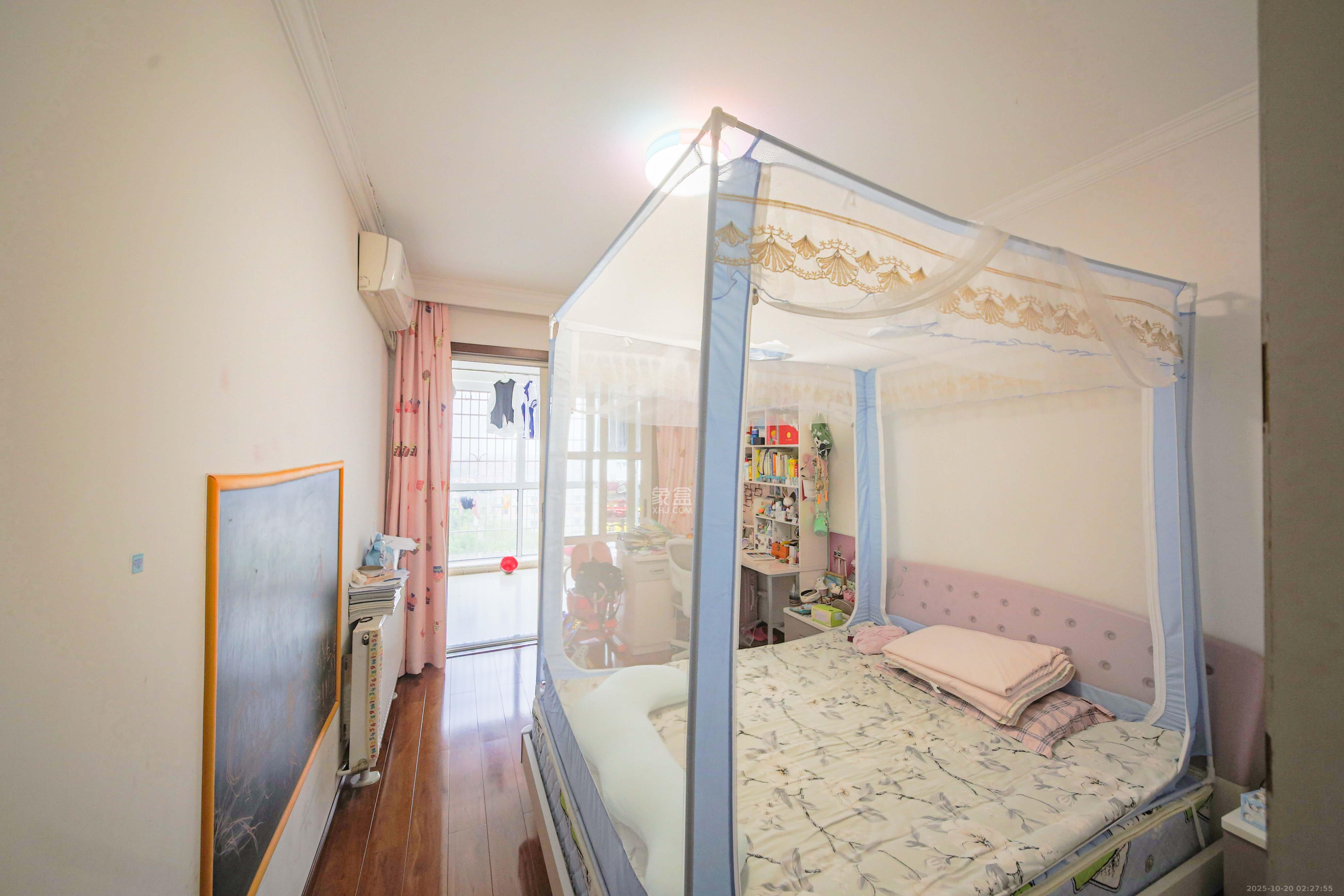 升远君尚嘉筑  4室2厅1卫    138.0万卧室