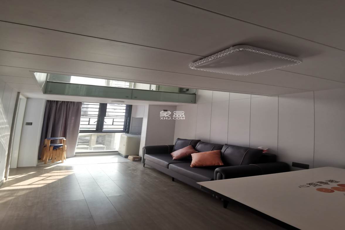 万科金色梦想B区  2室1厅1卫    2500.0元/月 万科金色梦想B区  2室1厅1卫    2500.0元/月户型图