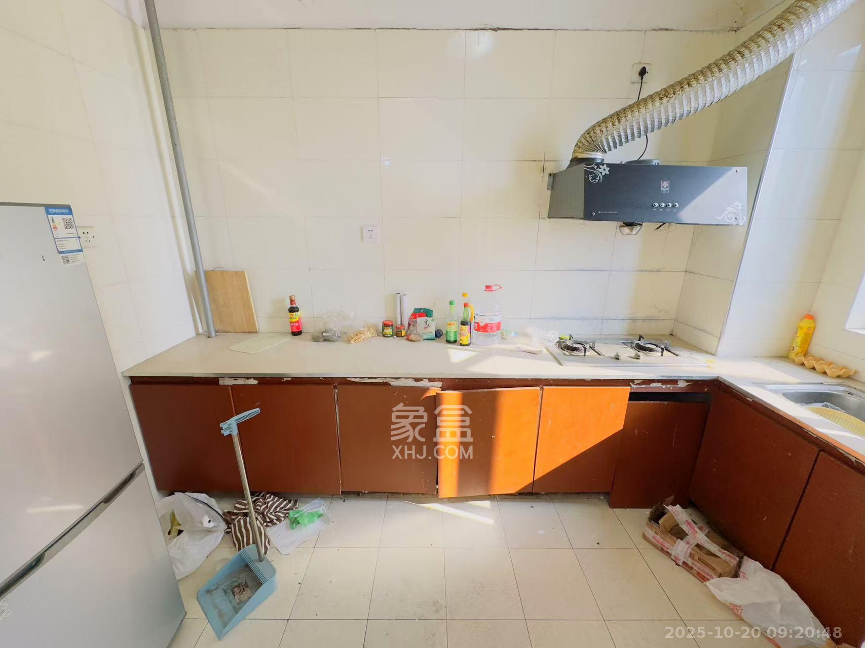 保利麓谷林语F区 4室2厅2卫 2400.0元/月 保利麓谷林语F区 4室2厅2卫 2400.0元/月室内图