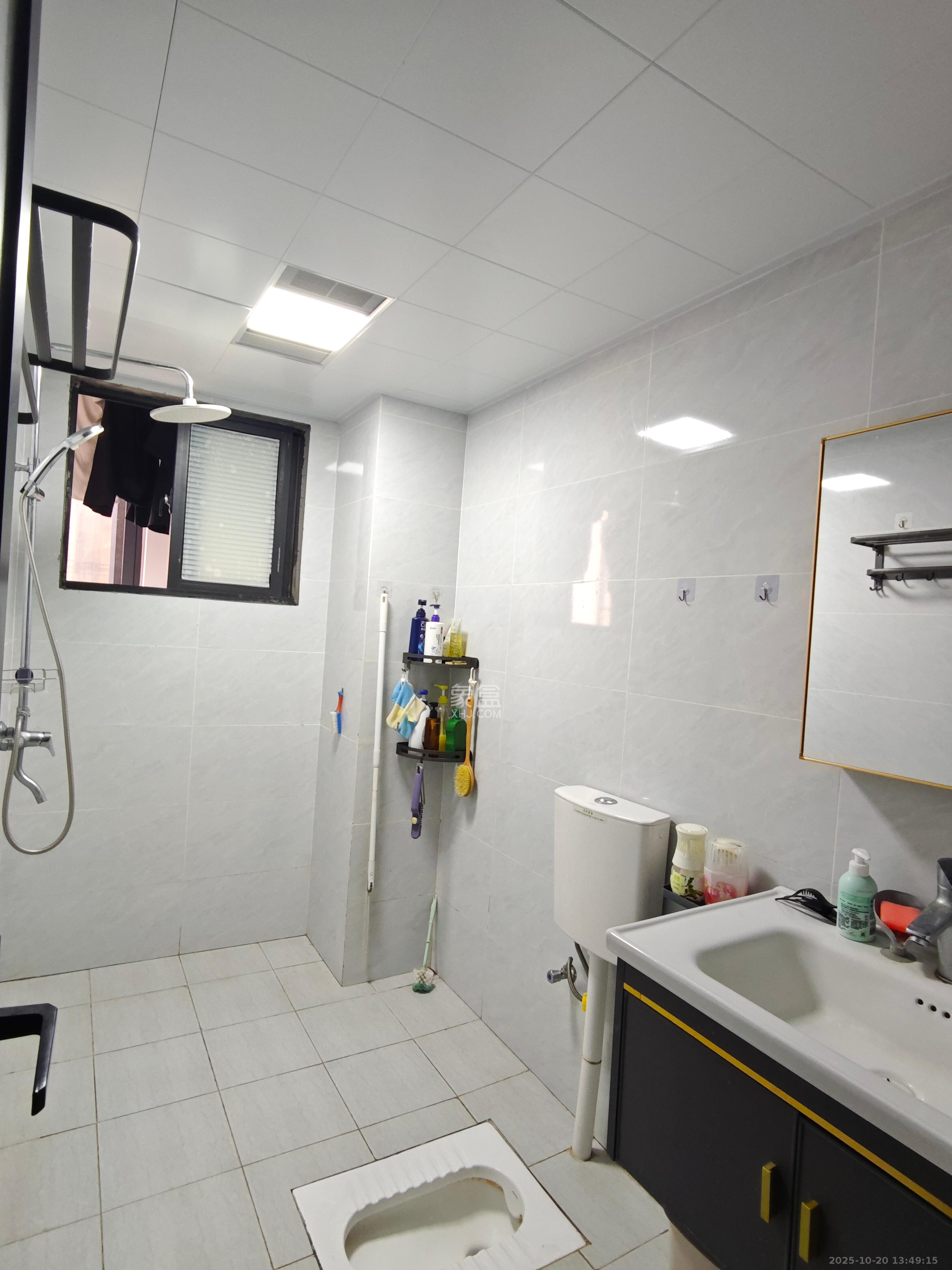 锦湘国际星城三期(锦绣苑) 2室2厅2卫 2700.0元/月 锦湘国际星城三期(锦绣苑) 2室2厅2卫 2700.0元/月室内图