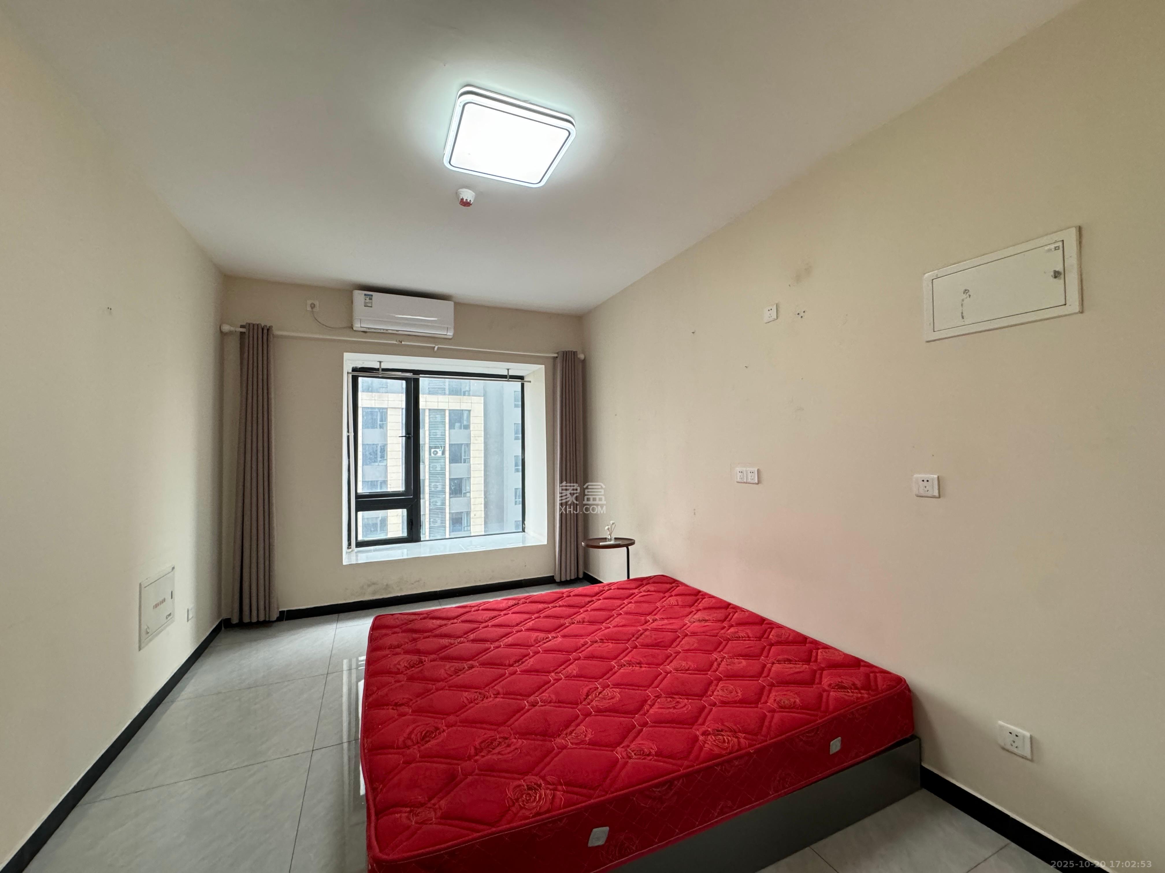 碧桂园城市之光 1室1厅1卫 1600.0元/月 碧桂园城市之光 1室1厅1卫 1600.0元/月室内图