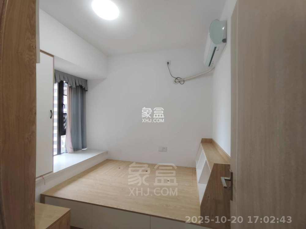 美的翰城 3室2厅2卫 2500.0元/月 美的翰城 3室2厅2卫 2500.0元/月室内图