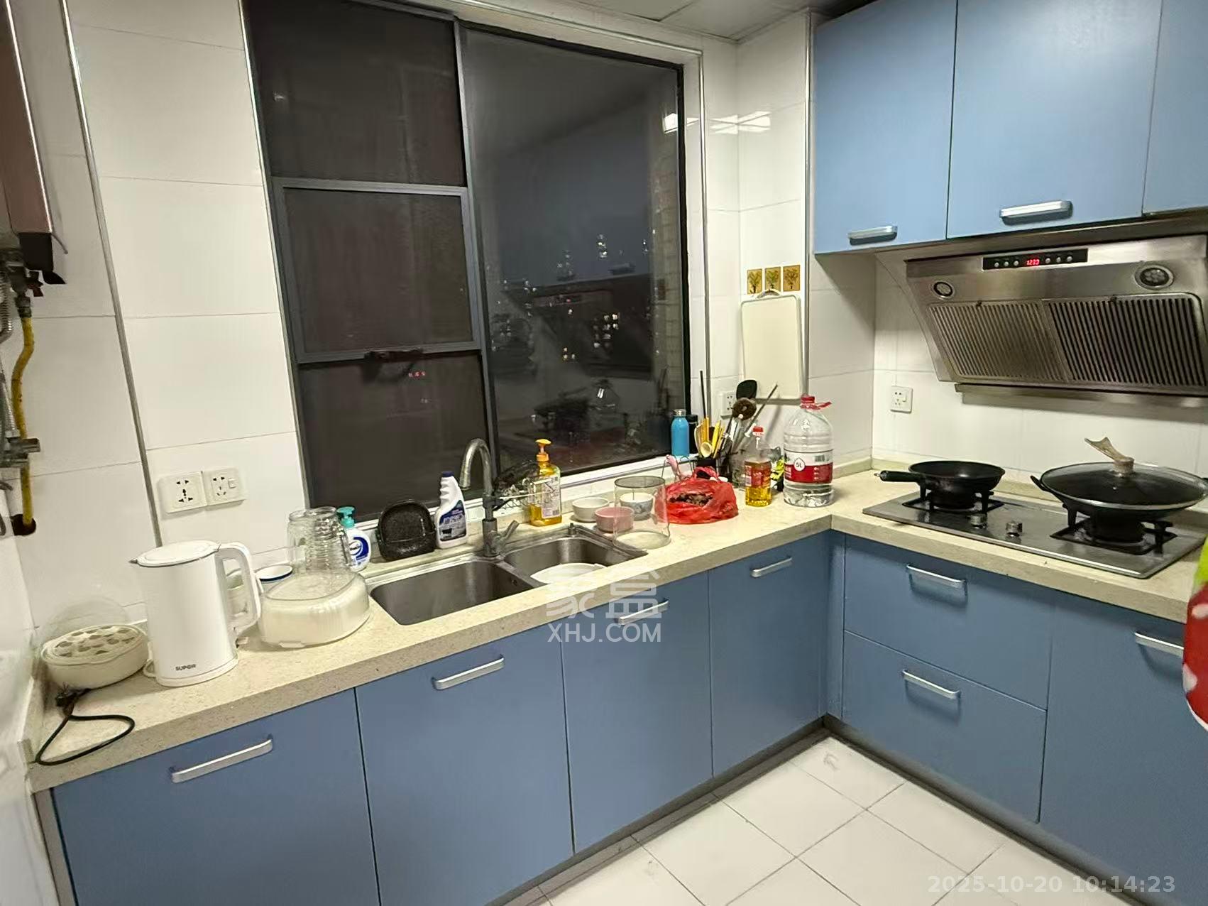 三江花中城  2室2厅1卫    2100.0元/月室内图