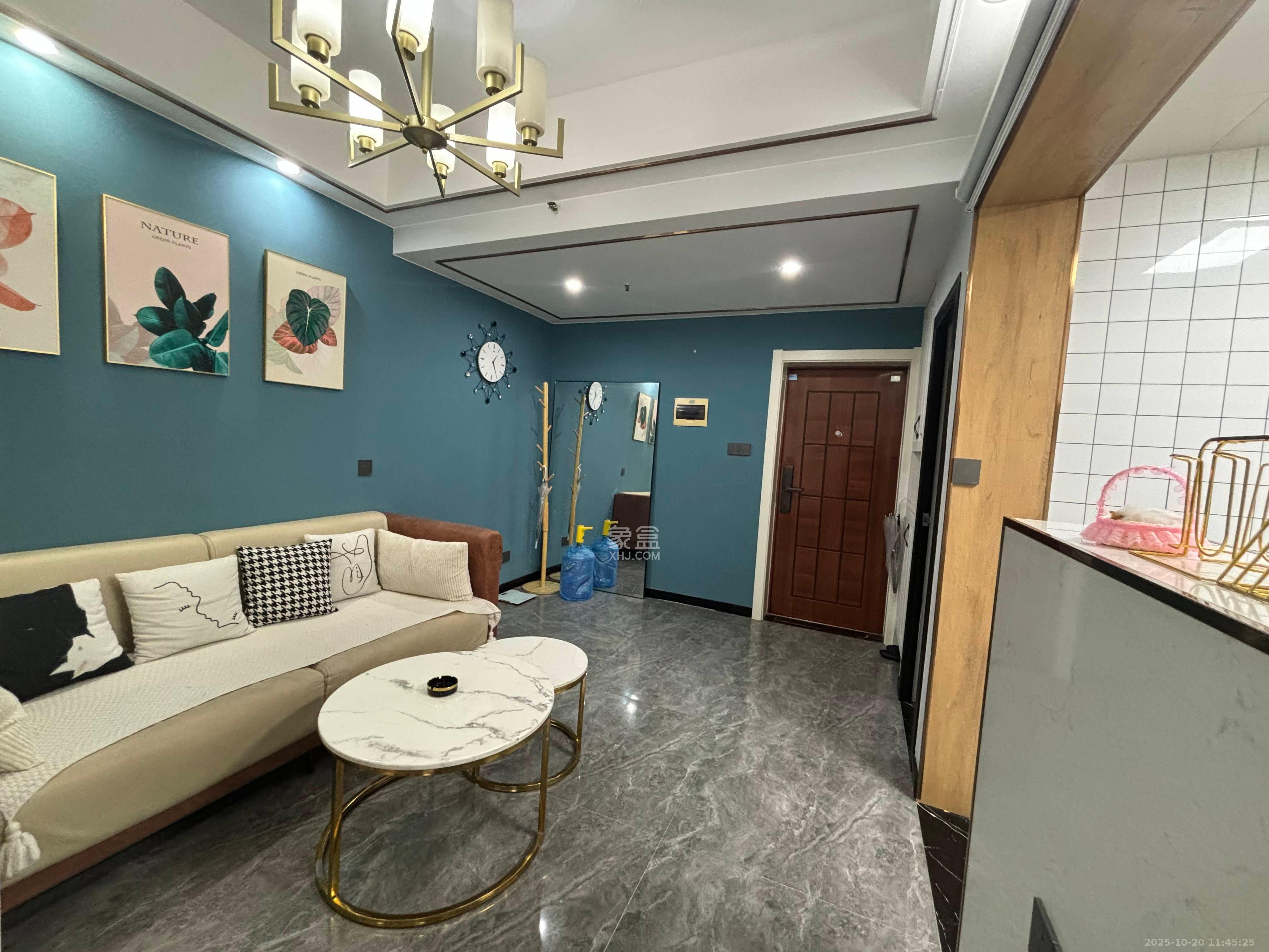 中山大厦（广阔大厦）  2室1厅1卫    2600.0元/月室内图