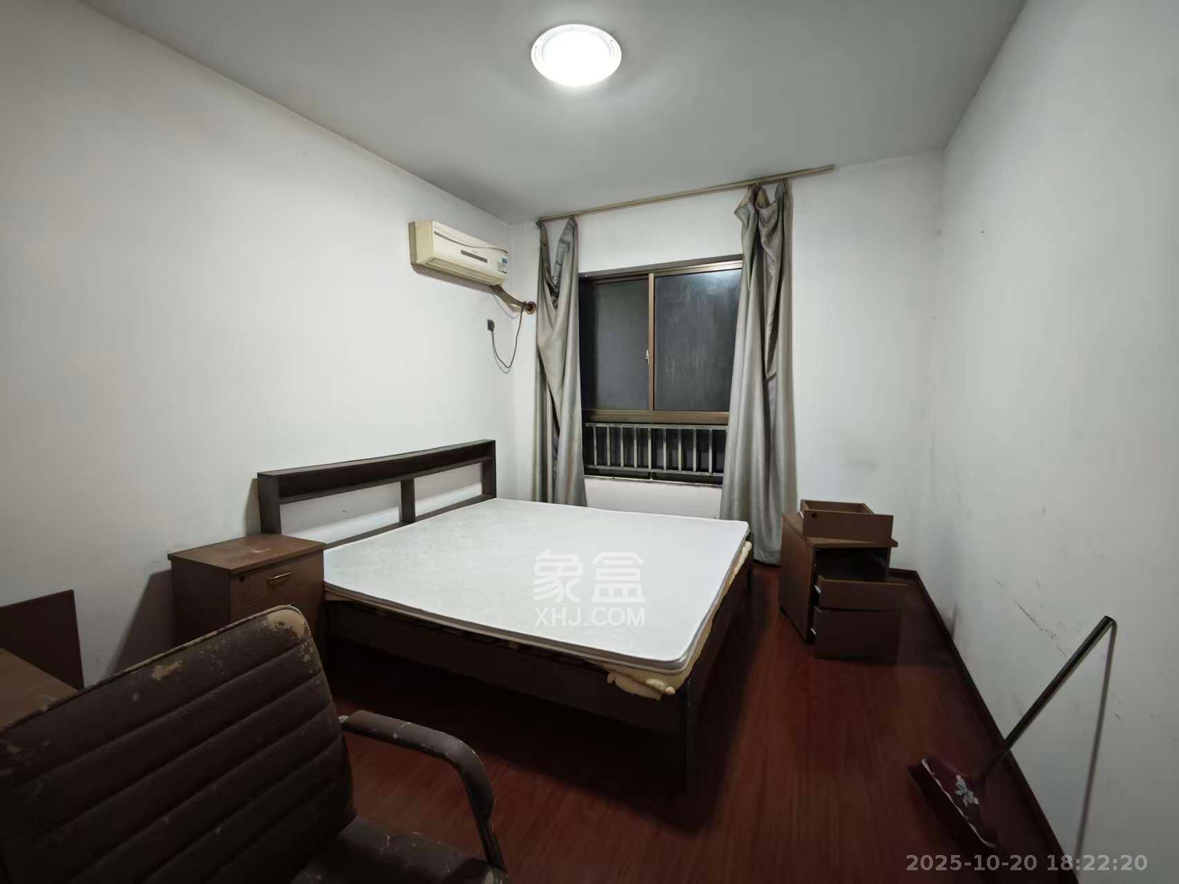 中域蓉城 4室2厅2卫 4500.0元/月 中域蓉城 4室2厅2卫 4500.0元/月室内图