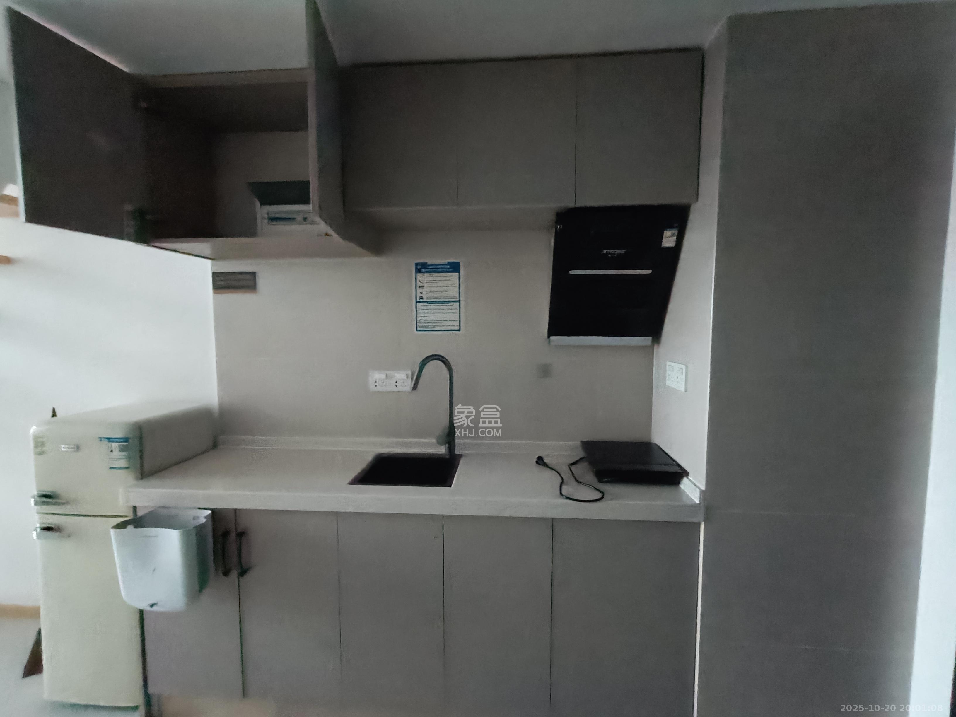 敬天广场  1室1厅1卫    2600.0元/月室内图