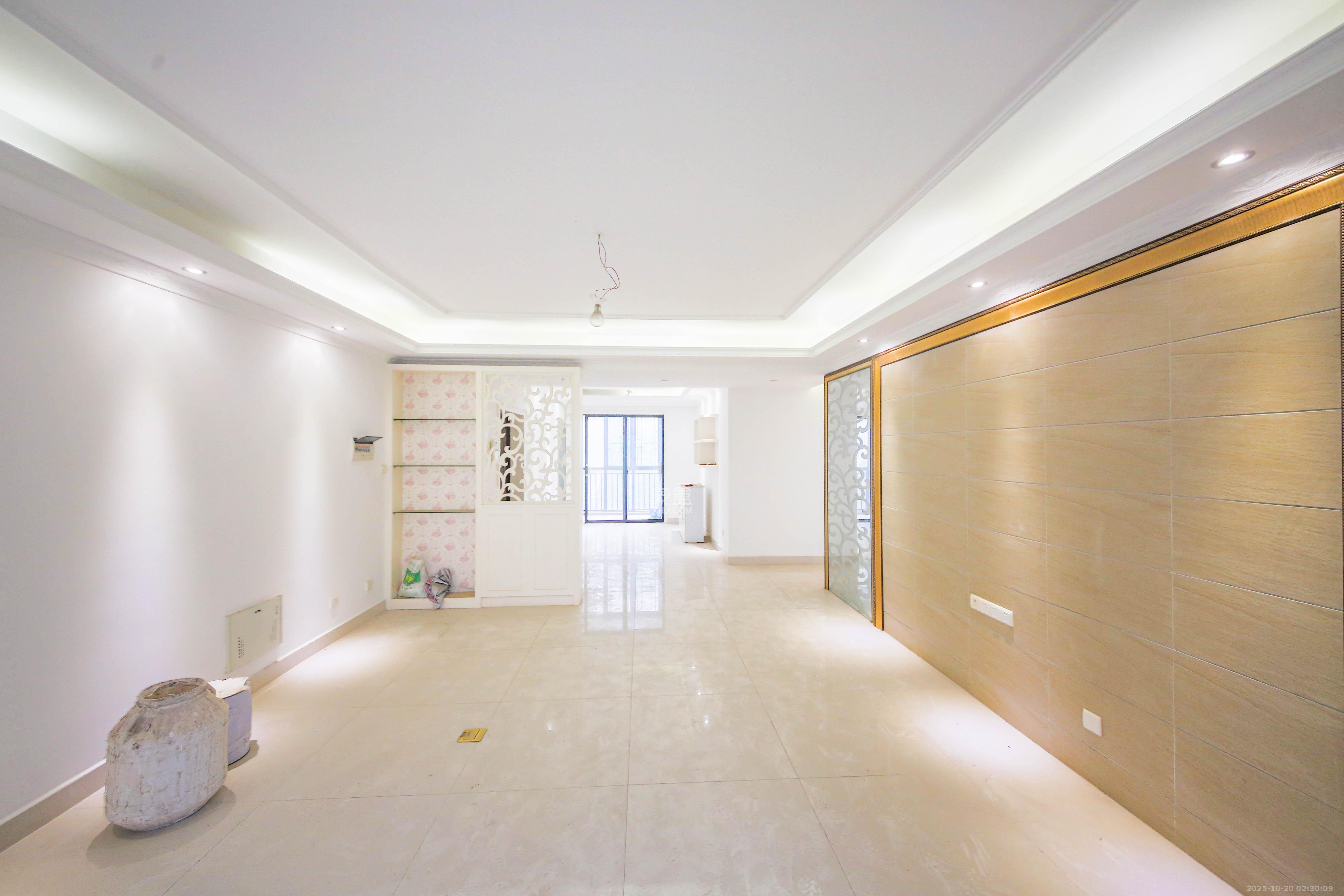 长沙欧洲城 3室2厅1卫 168.0万 长沙欧洲城 3室2厅1卫 168.0万客厅