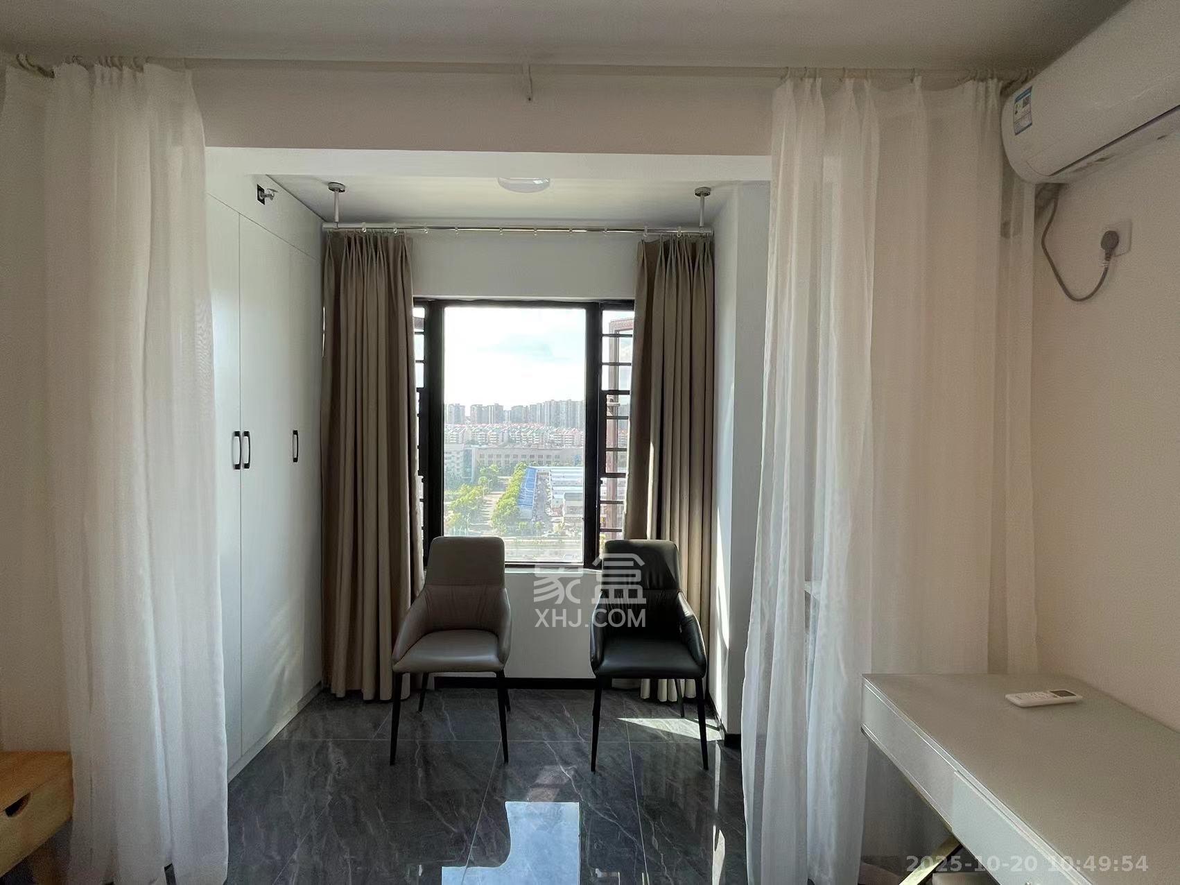 中海珑悦府 1室1厅1卫 1300.0元/月 中海珑悦府 1室1厅1卫 1300.0元/月室内图