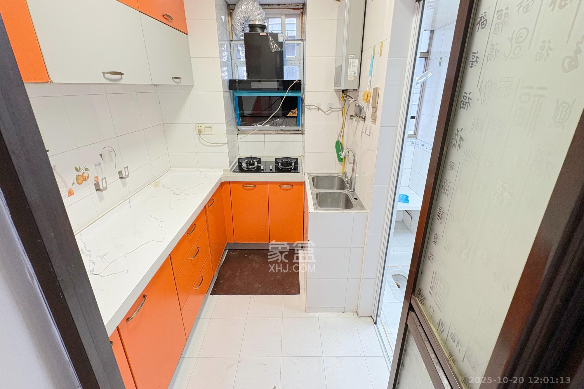 劳动服务宿舍  3室1厅1卫    65.0万 劳动服务宿舍  3室1厅1卫    65.0万厨房