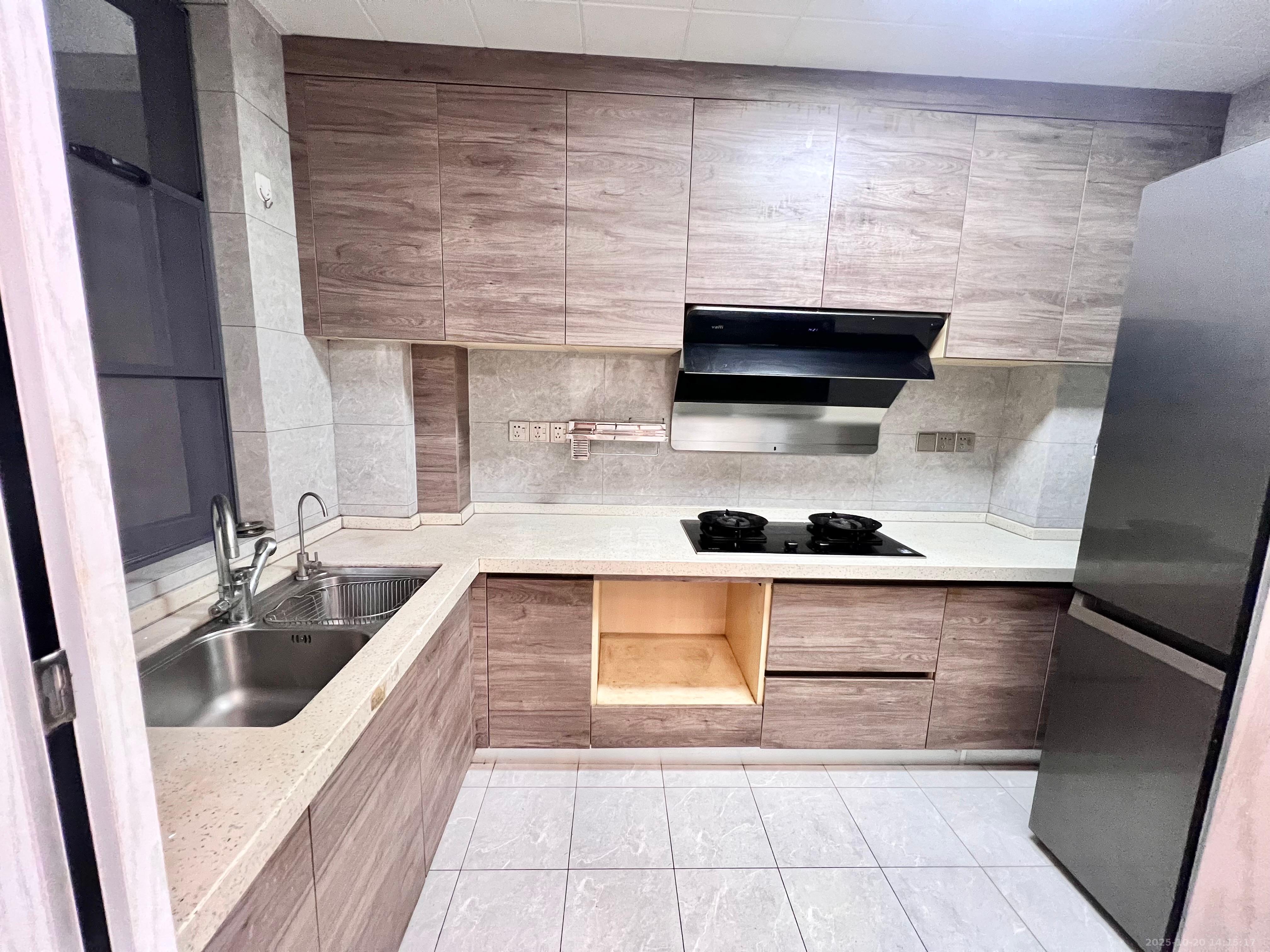 红星国际公馆  4室2厅1卫    3500.0元/月室内图