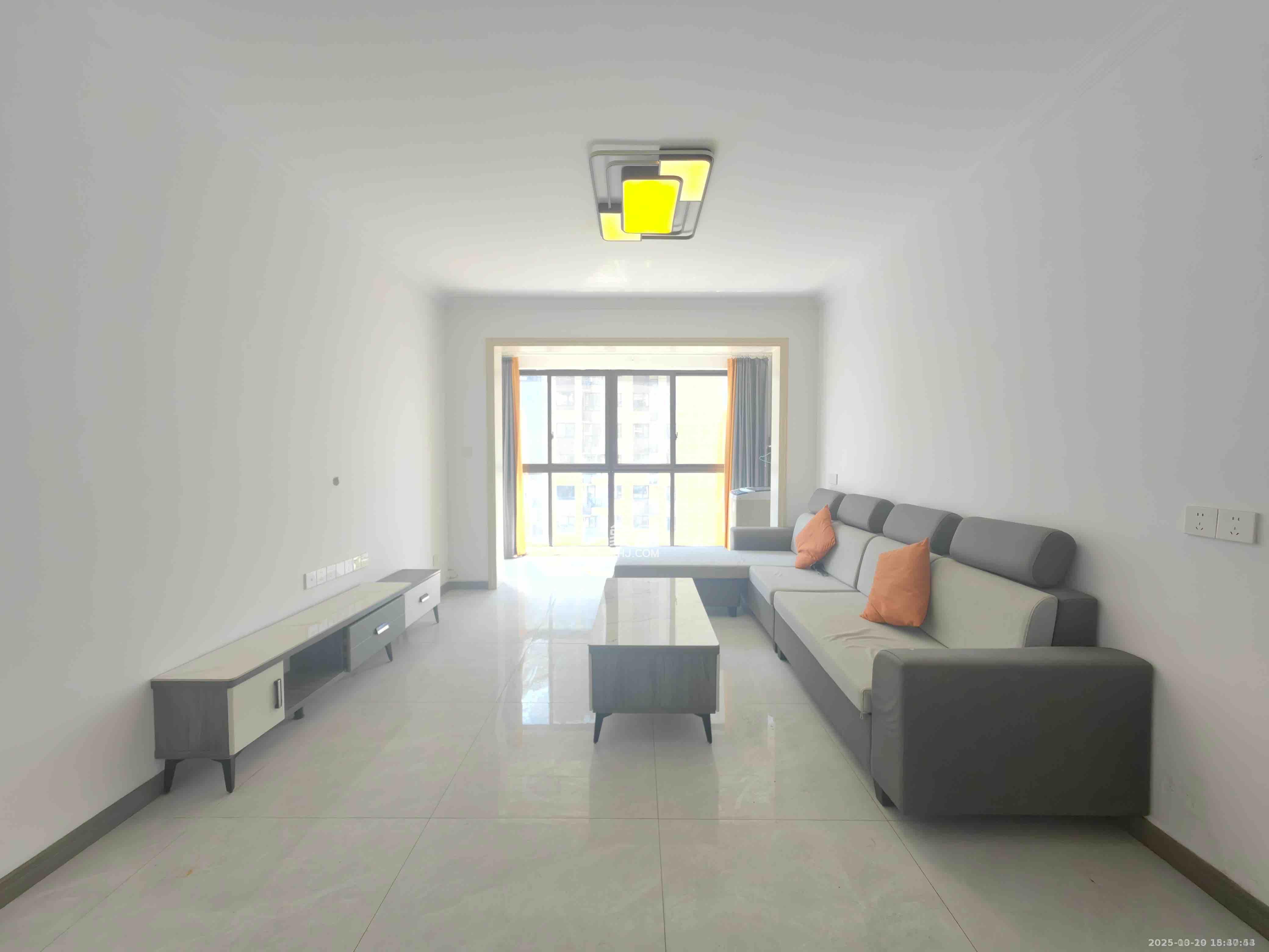 保利香槟国际 3室2厅1卫 2100.0元/月 保利香槟国际 3室2厅1卫 2100.0元/月室内图