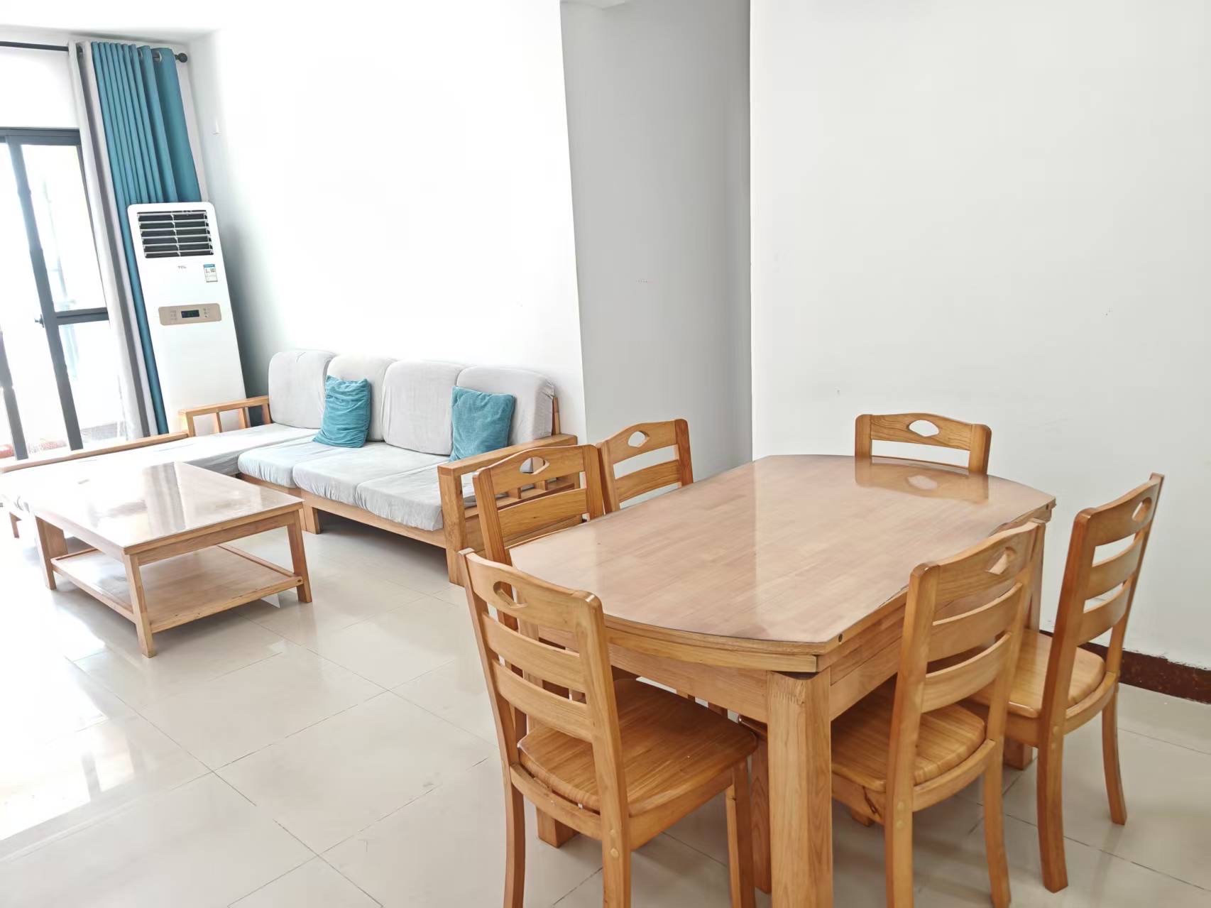 美舍嘉苑一期  4室2厅2卫    3500.0元/月室内图