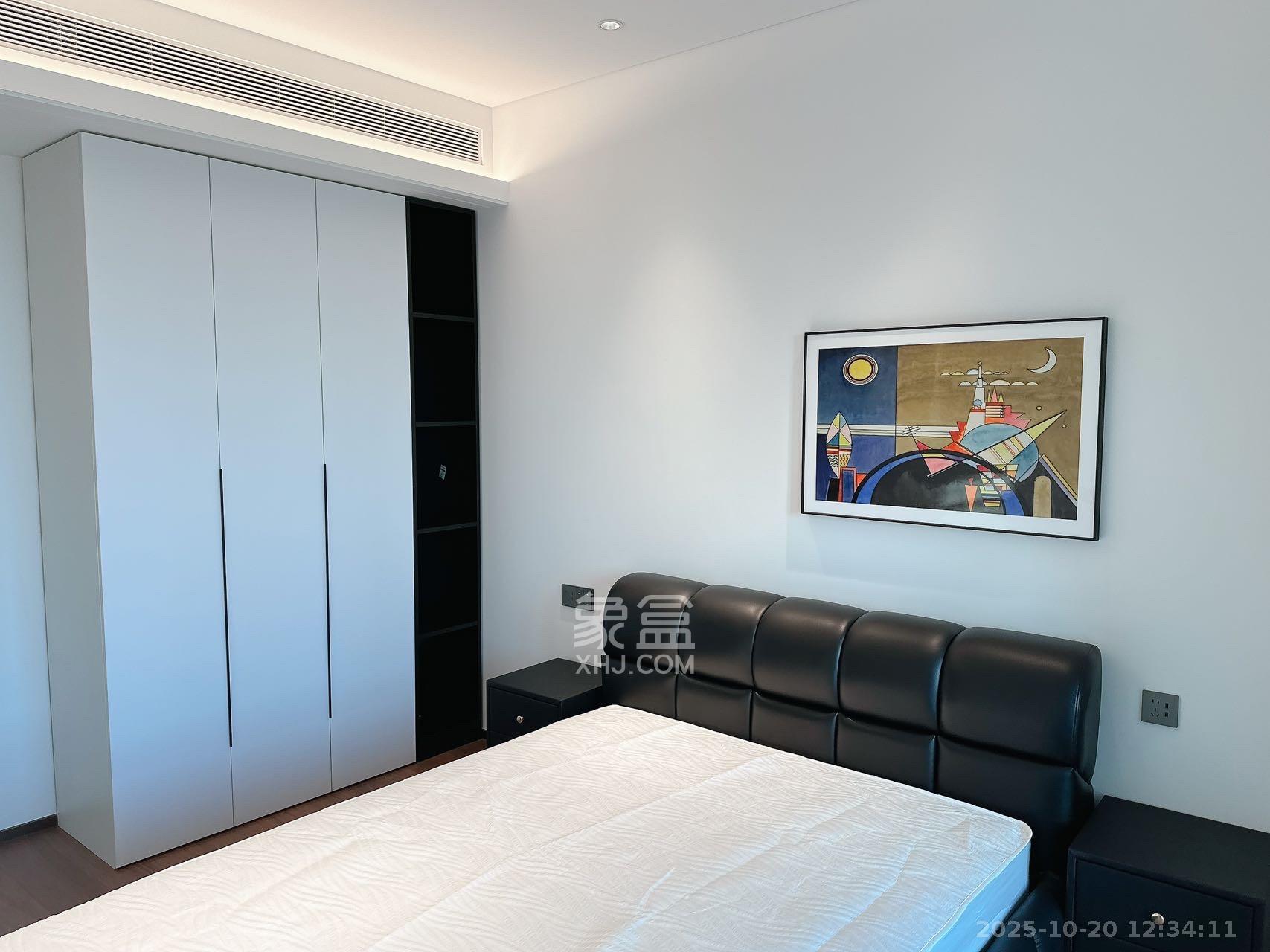 鑫远融泽府  4室2厅3卫    8800.0元/月 鑫远融泽府  4室2厅3卫    8800.0元/月室内图