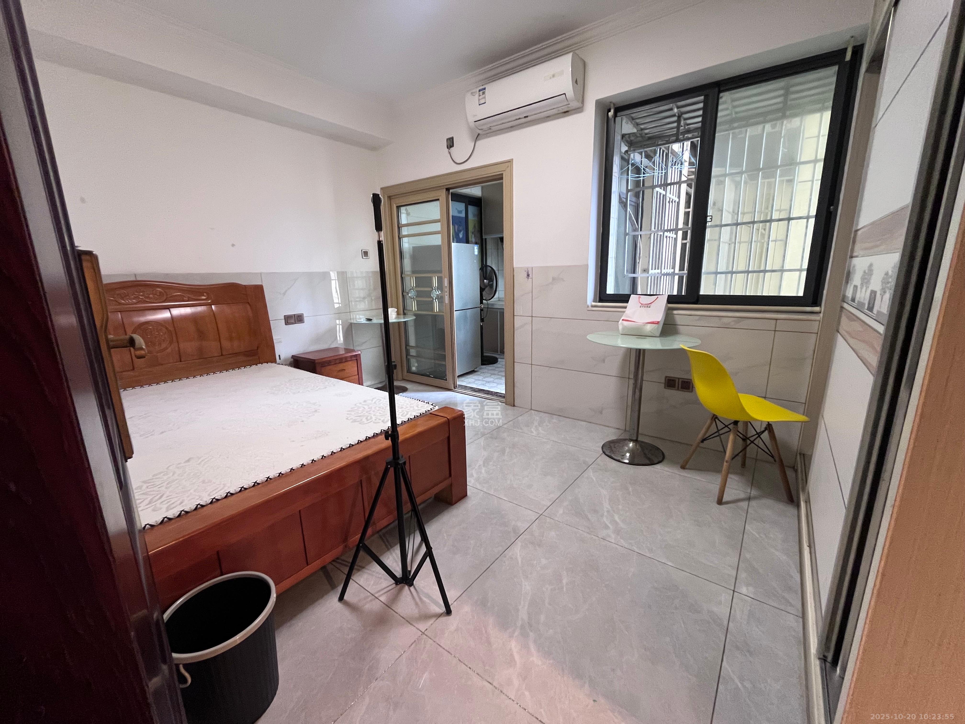 桥头家苑一期  1室0厅1卫    900.0元/月室内图